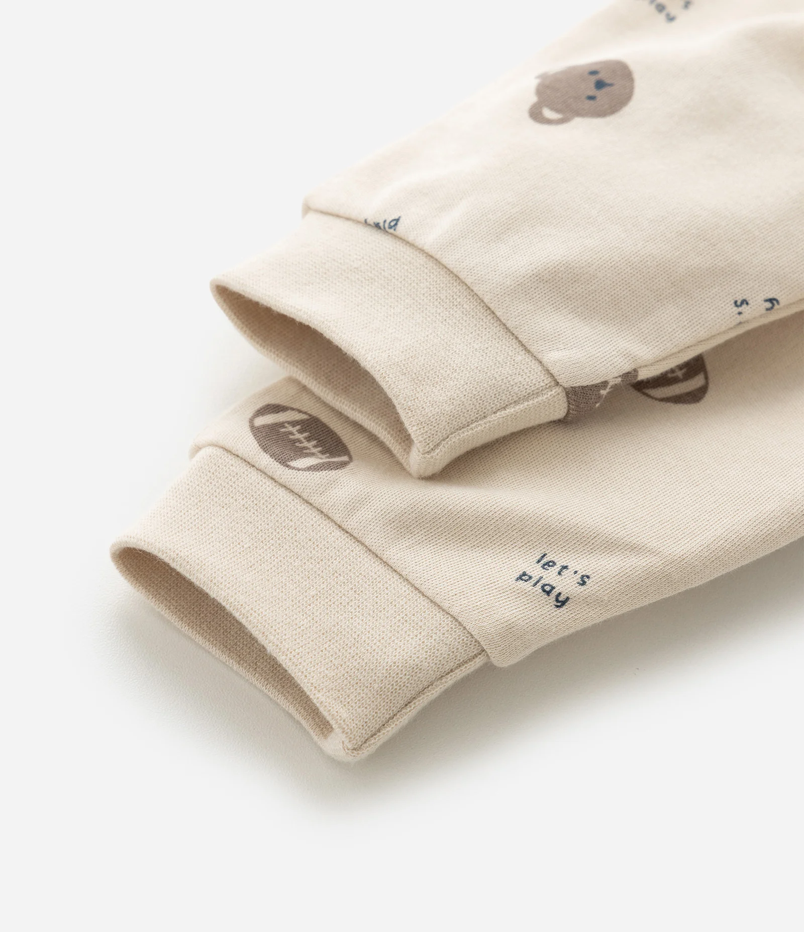 Macacão Infantil Manga Longa com Bordado no Bumbum – Tam RN a 24 Meses Bege Claro 7