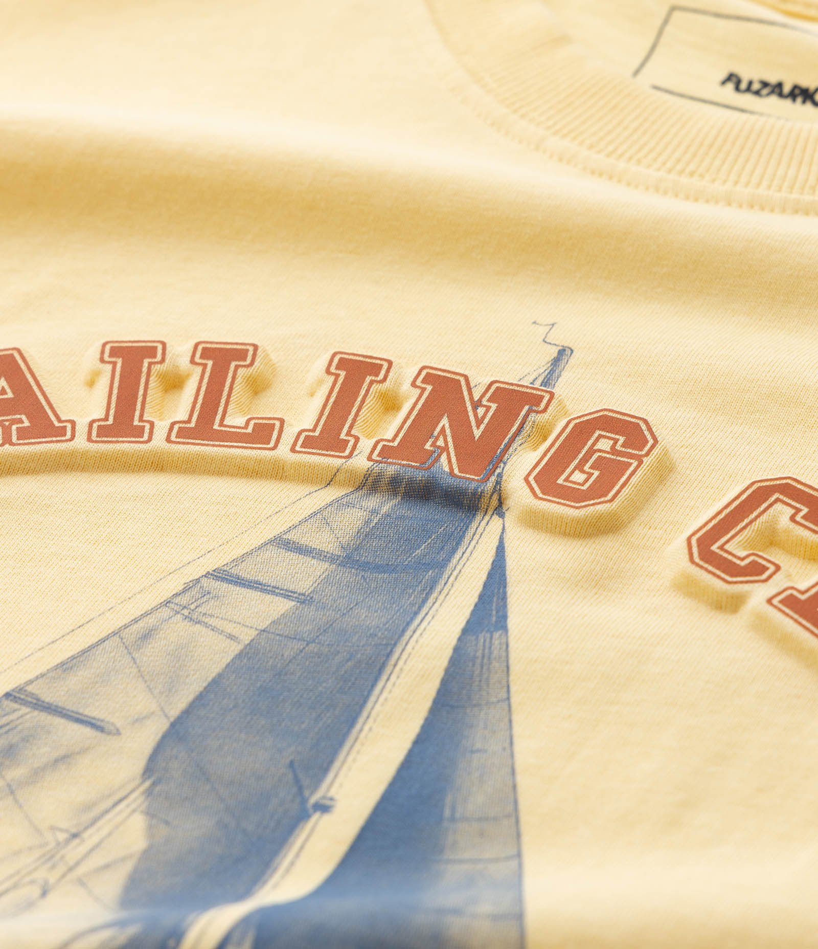Camiseta Infantil Regular com Estampa de Barco Sailing Club - Tam 5 a 14 Anos Amarelo 5