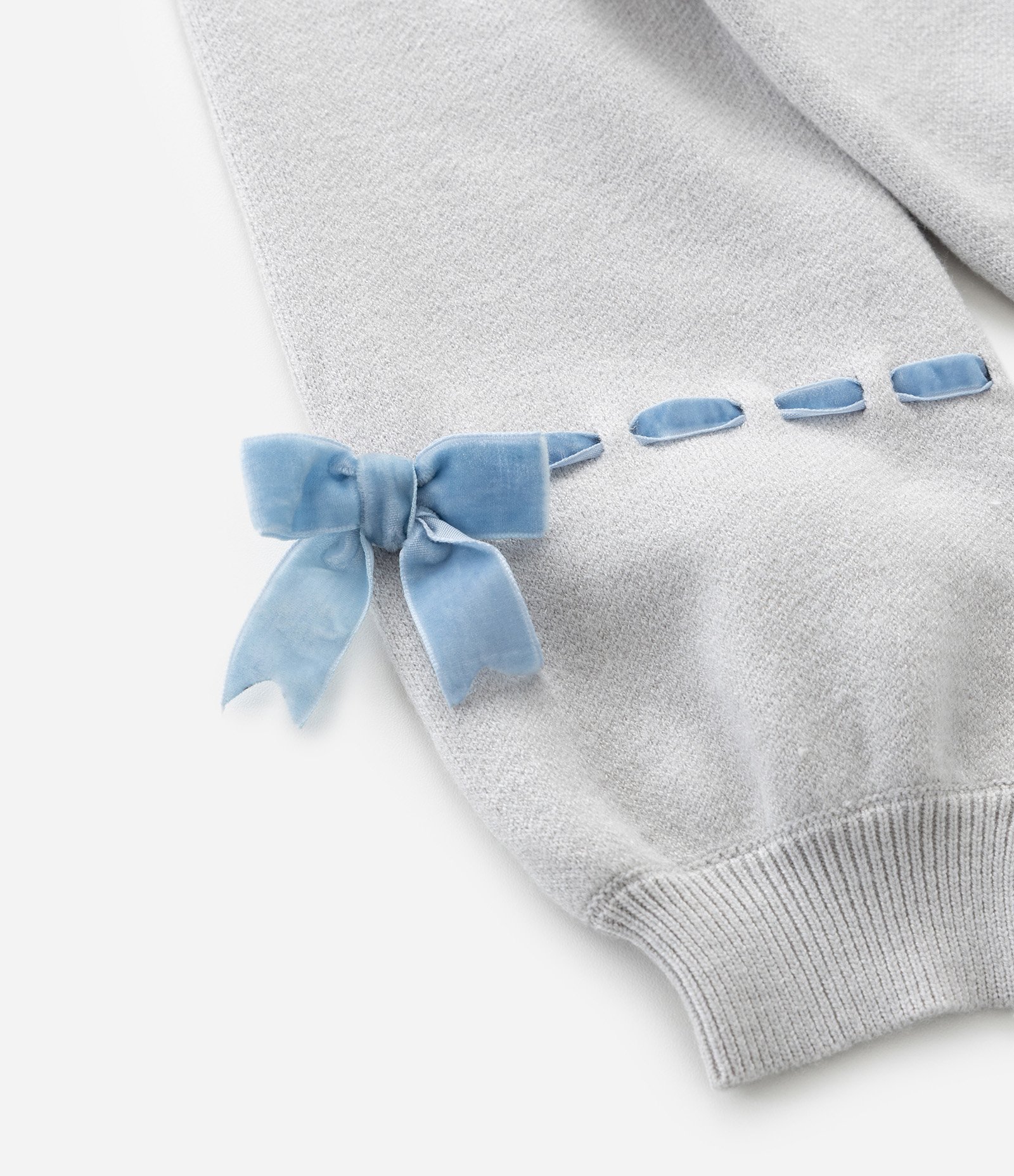 Suéter Infantil em Efeito Tricô com Laços Entrelaçados – Tam 1 a 5/6 Anos Cinza Claro 6