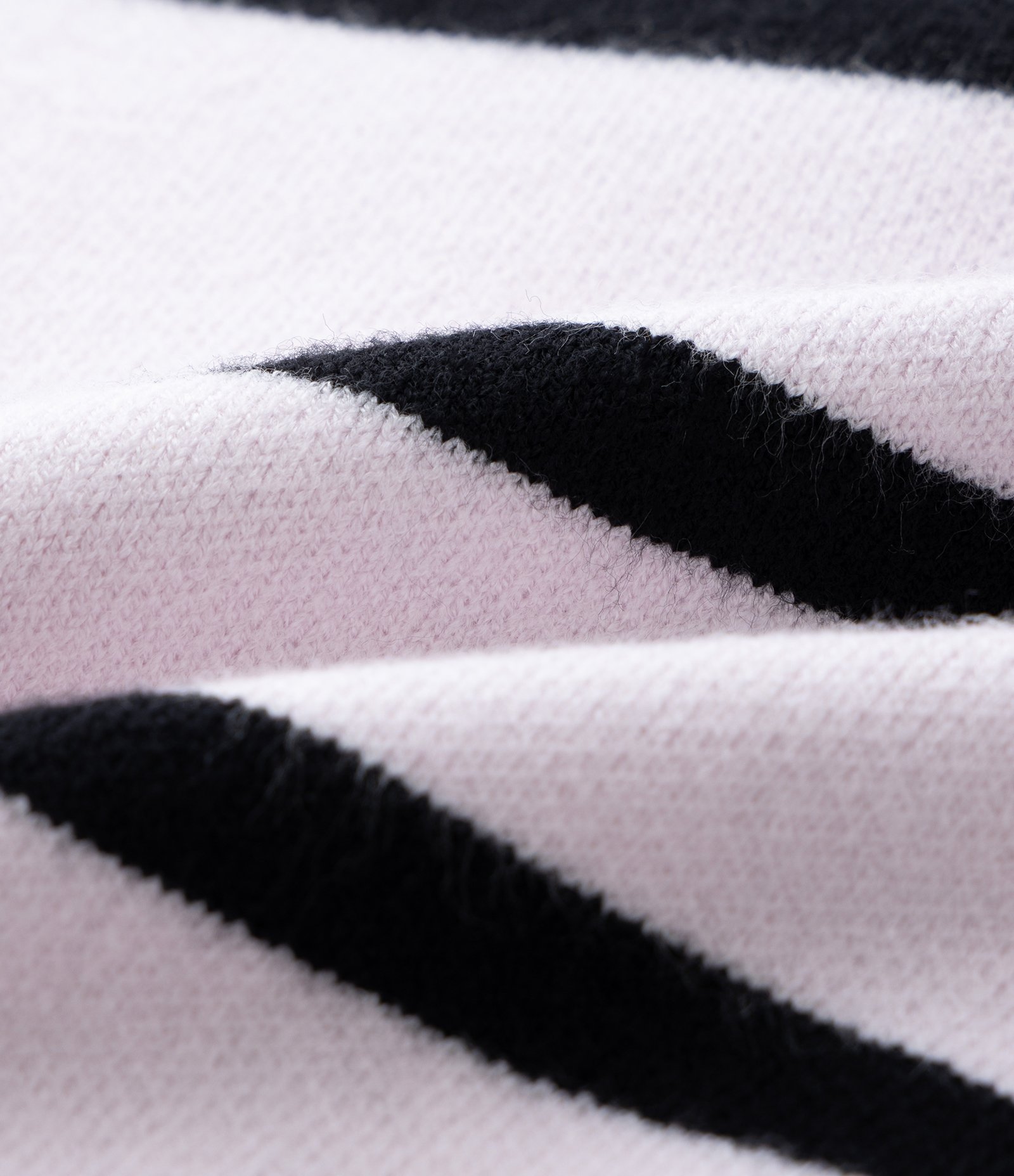 Casaco Infantil em Efeito Tricô com Listras e Laços Frontais – Tam 1 a 5/6 Anos Preto/Rosa Claro 3