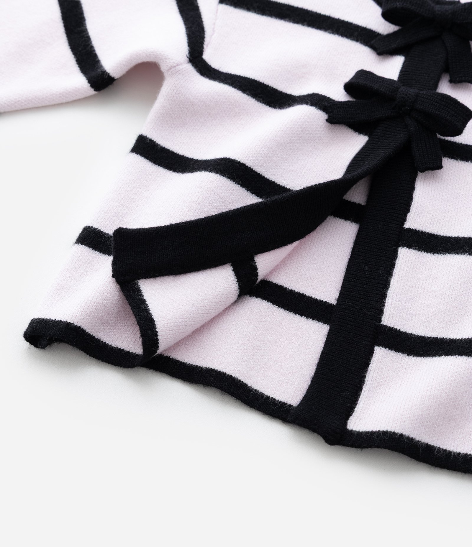 Casaco Infantil em Efeito Tricô com Listras e Laços Frontais – Tam 1 a 5/6 Anos Preto/Rosa Claro 6