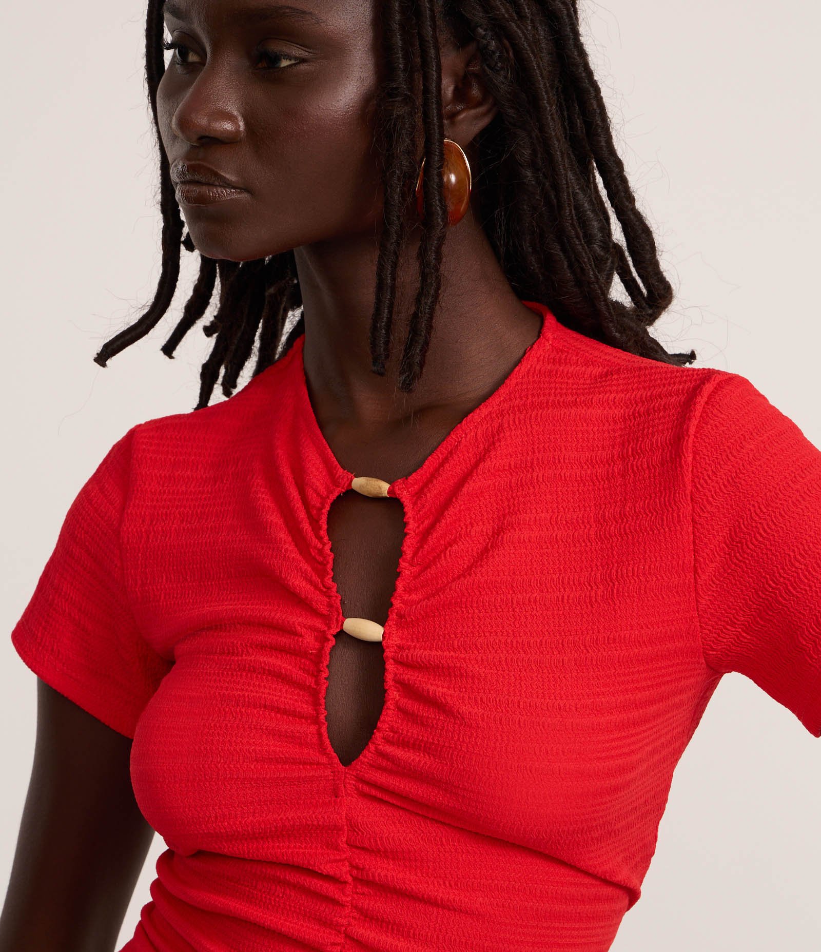 Blusa com Decote Franzido com Aviamento e Textura Vermelho 3