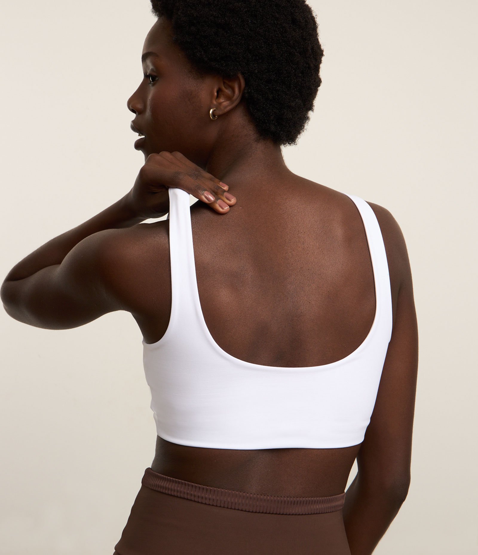 Top Esportivo em Poliamida com Decote Redondo e sem Bojo Branco 3