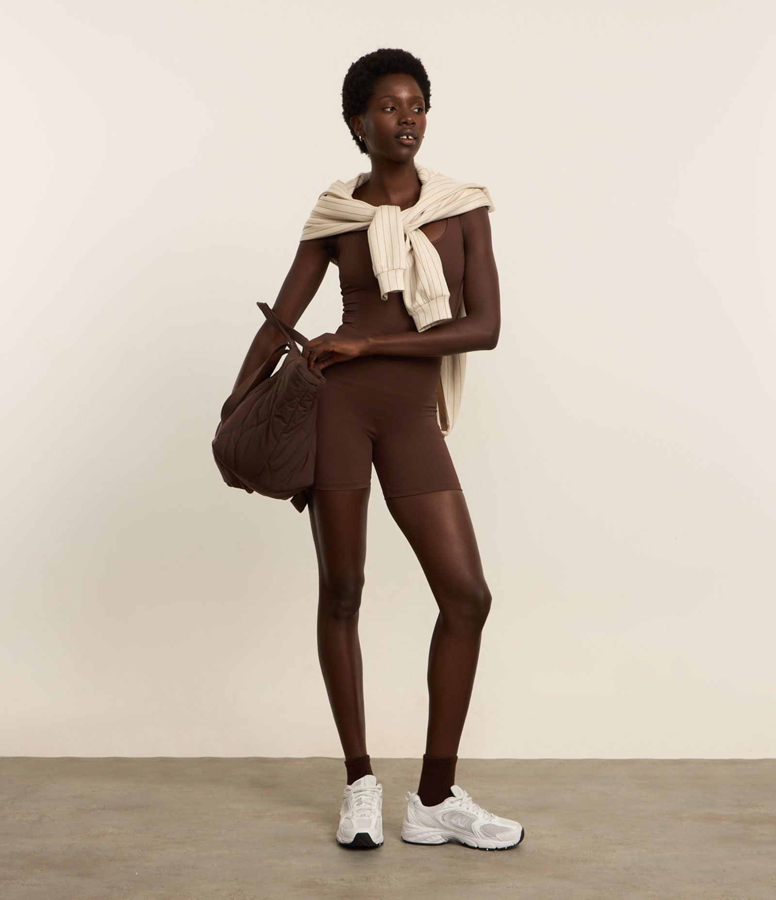 Macaquinho Esportivo em Poliamida com Alça Larga Marrom 1