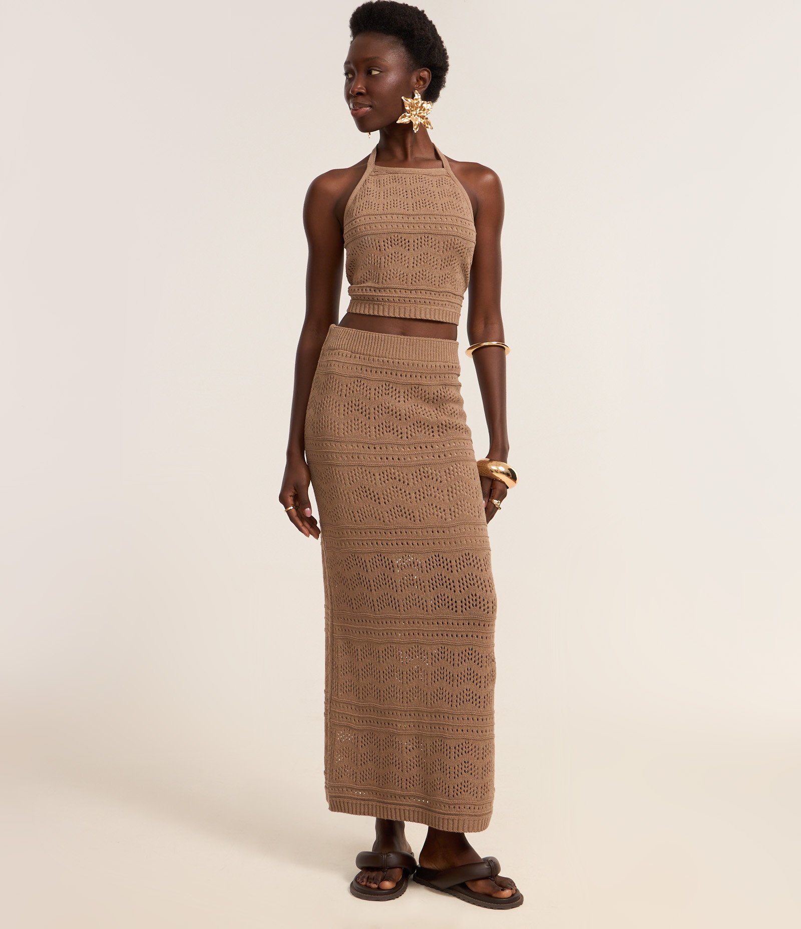 Blusa Frente Única em Tricô com Mix de Pontos e Amarração Marrom 2