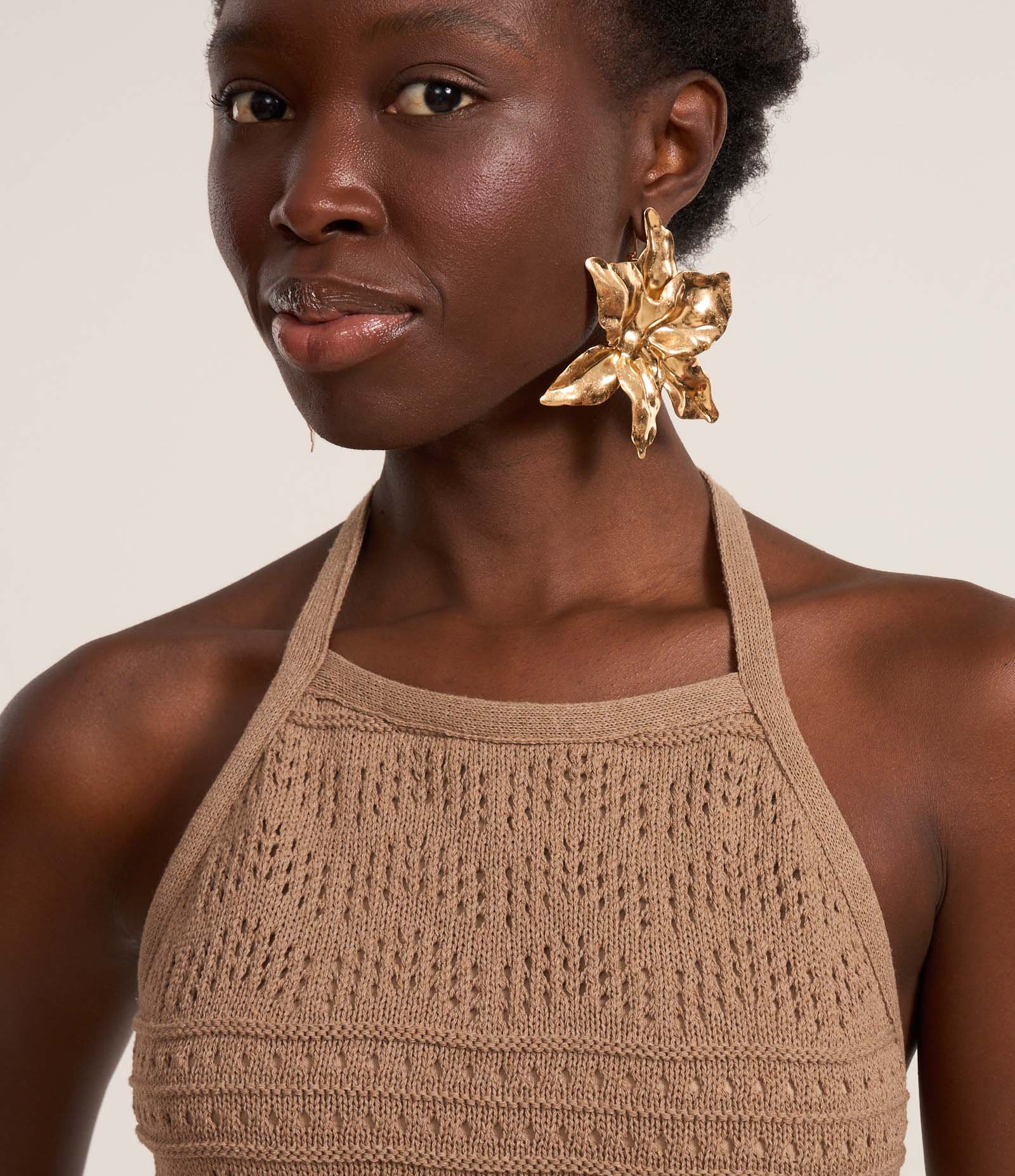 Blusa Frente Única em Tricô com Mix de Pontos e Amarração Marrom 3