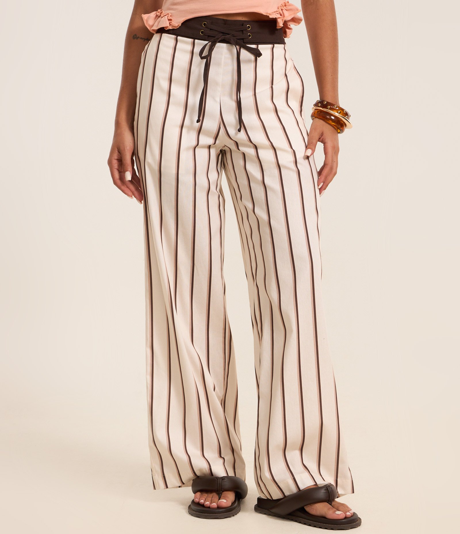 Calça Wide Leg em Tricoline Listrado com Cós Contrastante e Amarração Off White 3