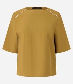 Blusa Alfaiatada em Crepe com Cava Raglan Contrastante