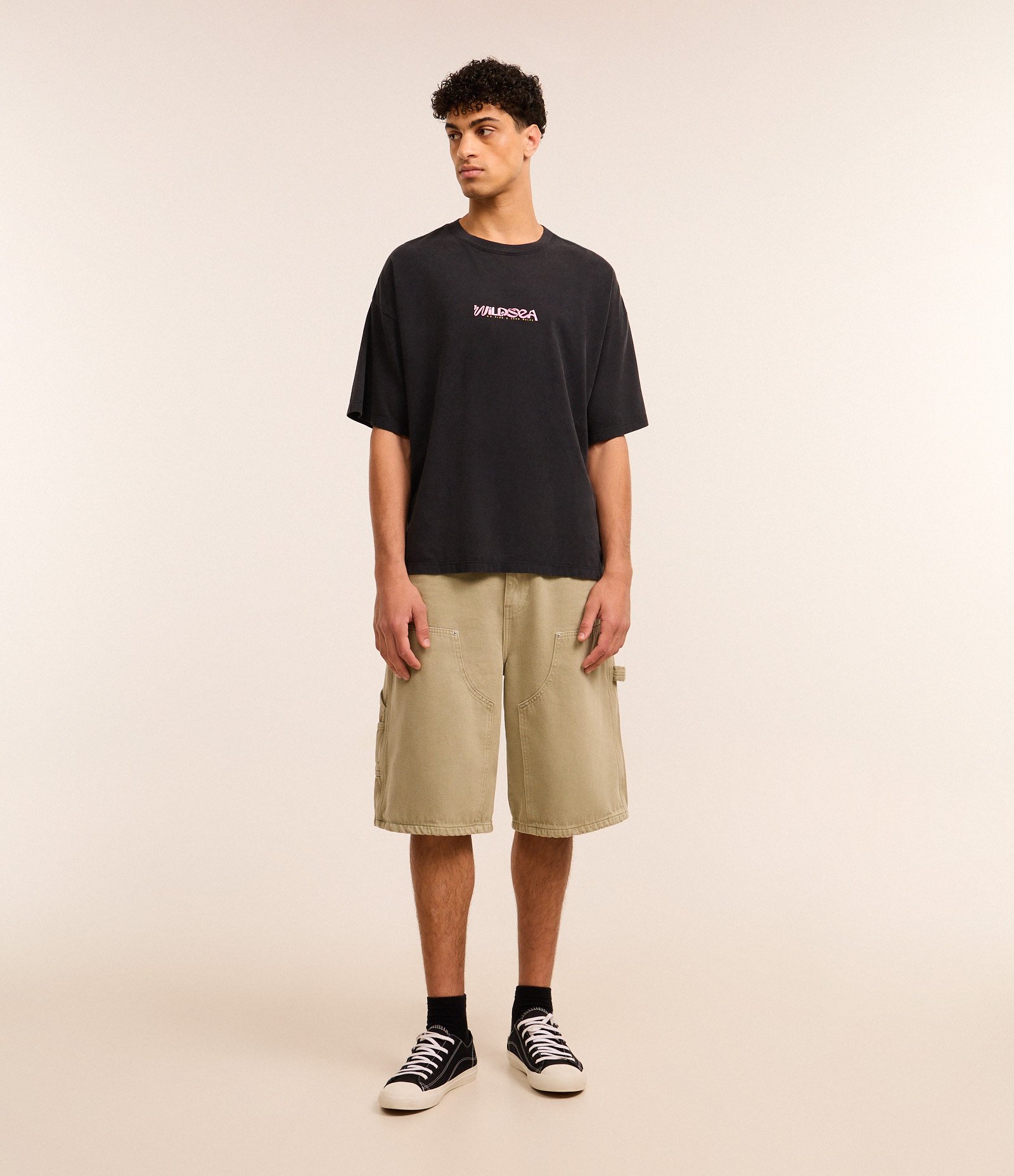 Camiseta Oversized em Algodão com Estampa Lettering Wild Sea Marmorizada Preto 2