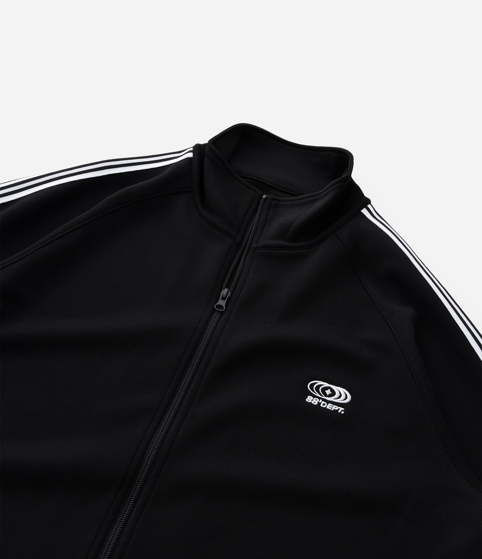 Casaco em Helanca com Bordado Localizado e Listras Contrastantes Preto 8