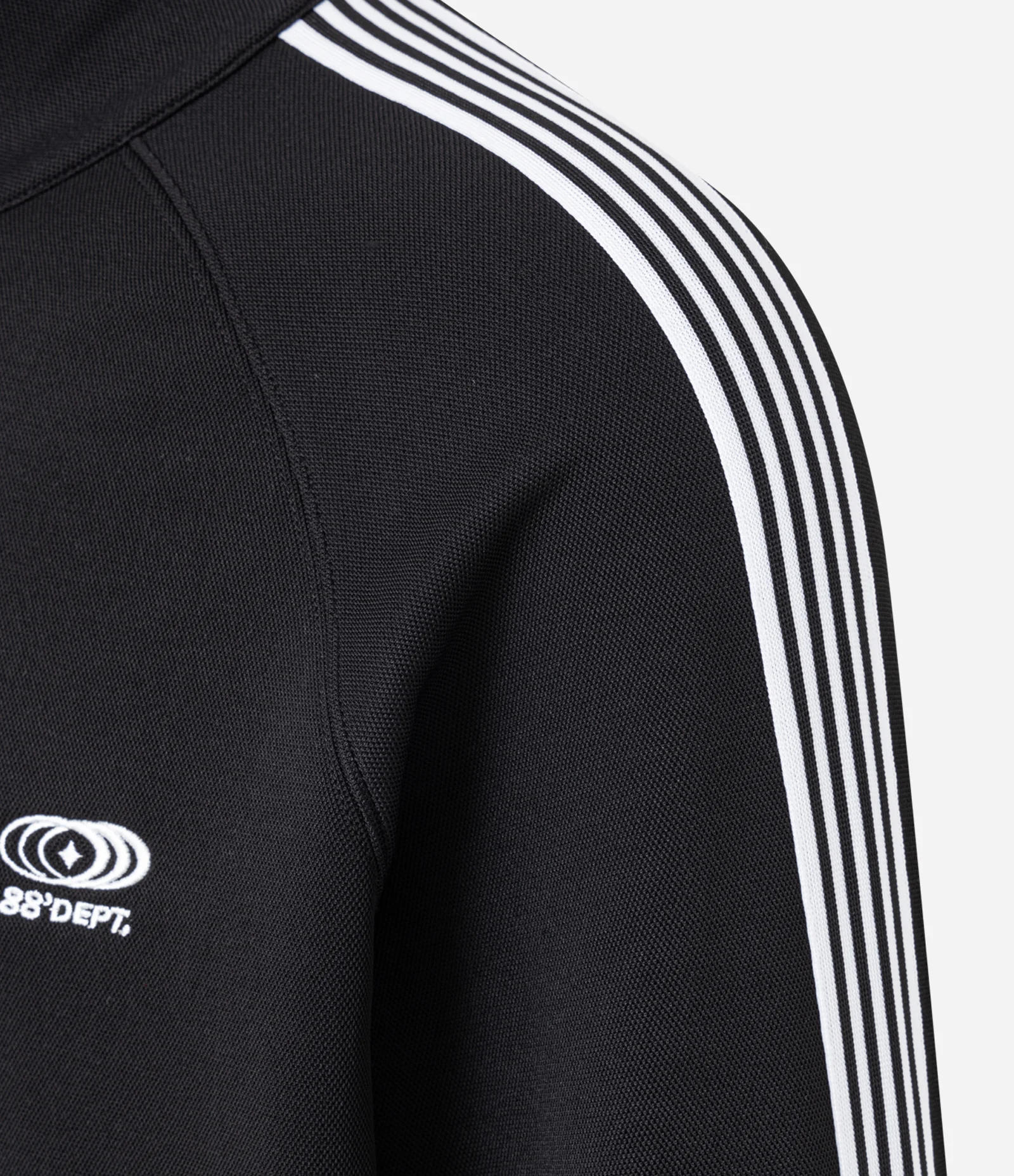 Casaco em Helanca com Bordado Localizado e Listras Contrastantes Preto 11