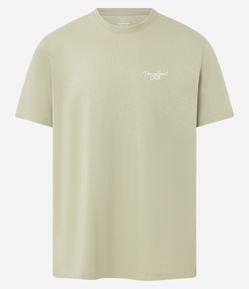 Camiseta Comfort em Algodão Peruano com Estampa Lettering Coqueiros