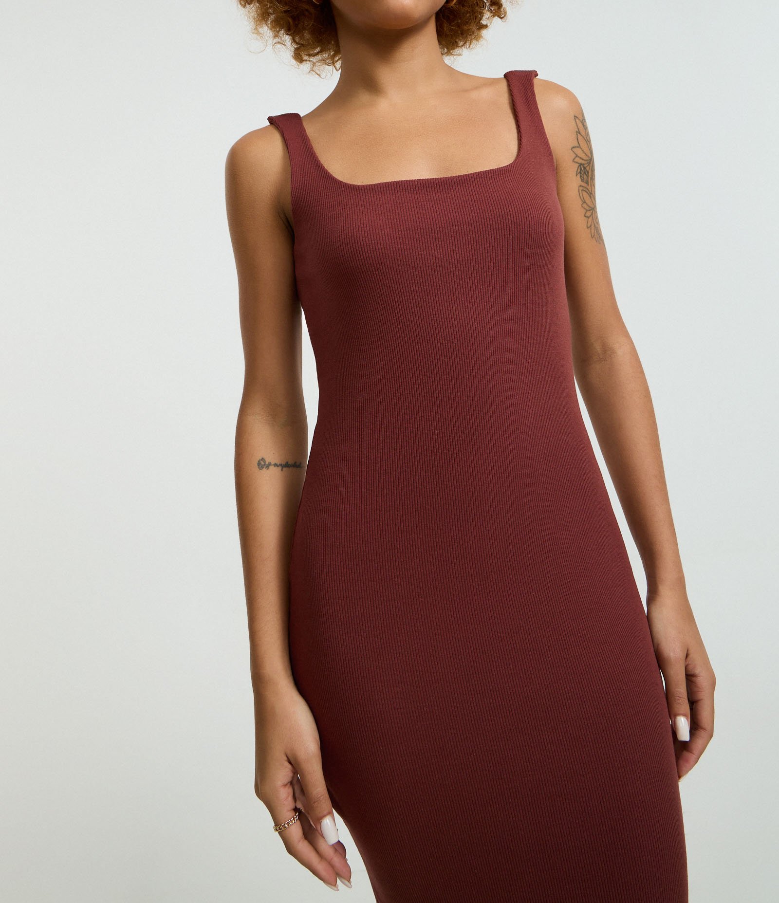 Vestido Midi em Ribana com Decote Quadrado Marrom 3