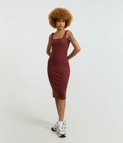 Vestido Midi em Ribana com Decote Quadrado