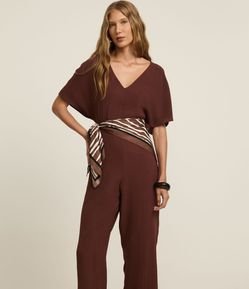 Macacão Pantalona em Crepe com Decote V