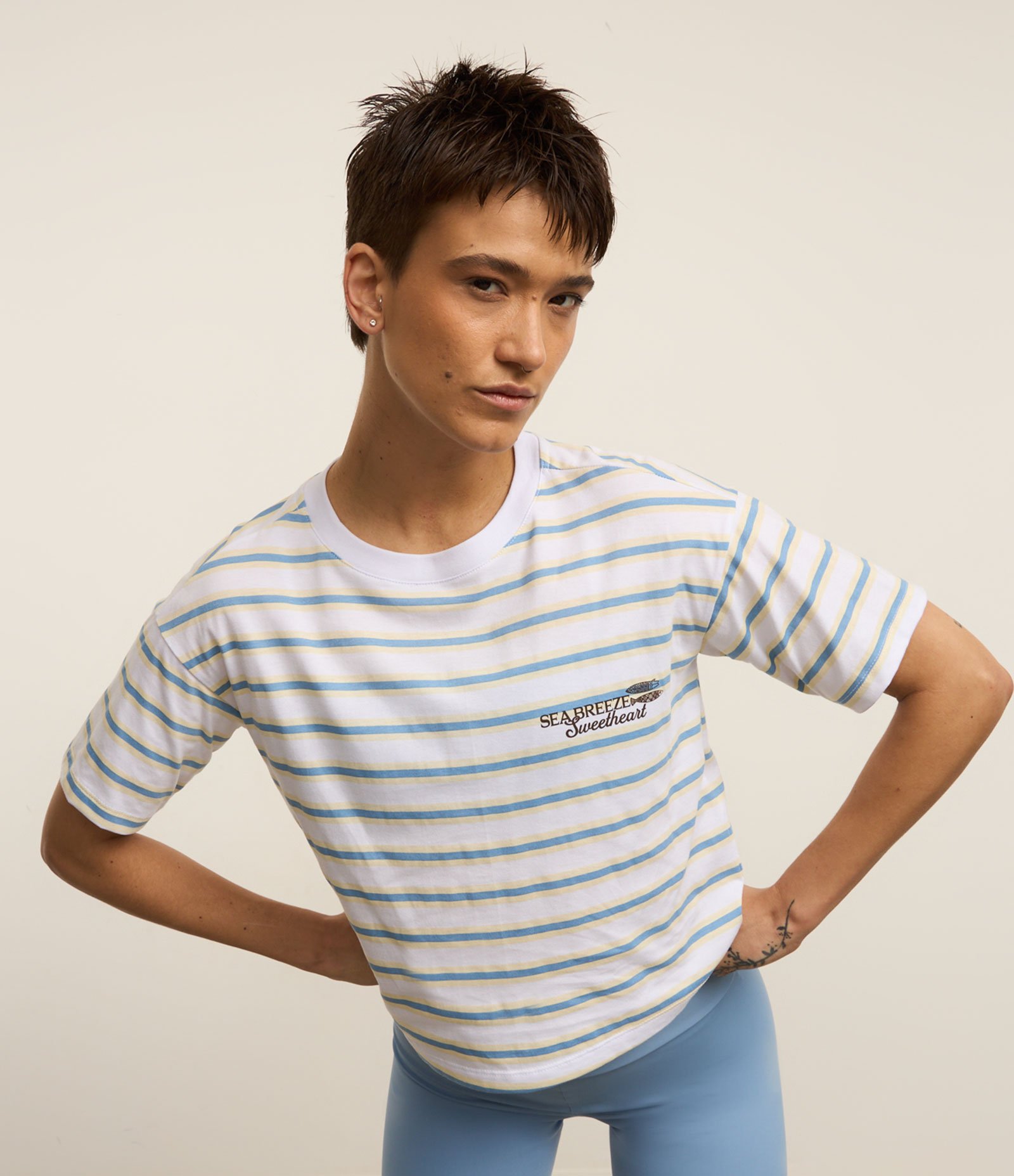 Camiseta Boxy Esportiva em Algodão com Estampa Listrada Branco/Azul 2