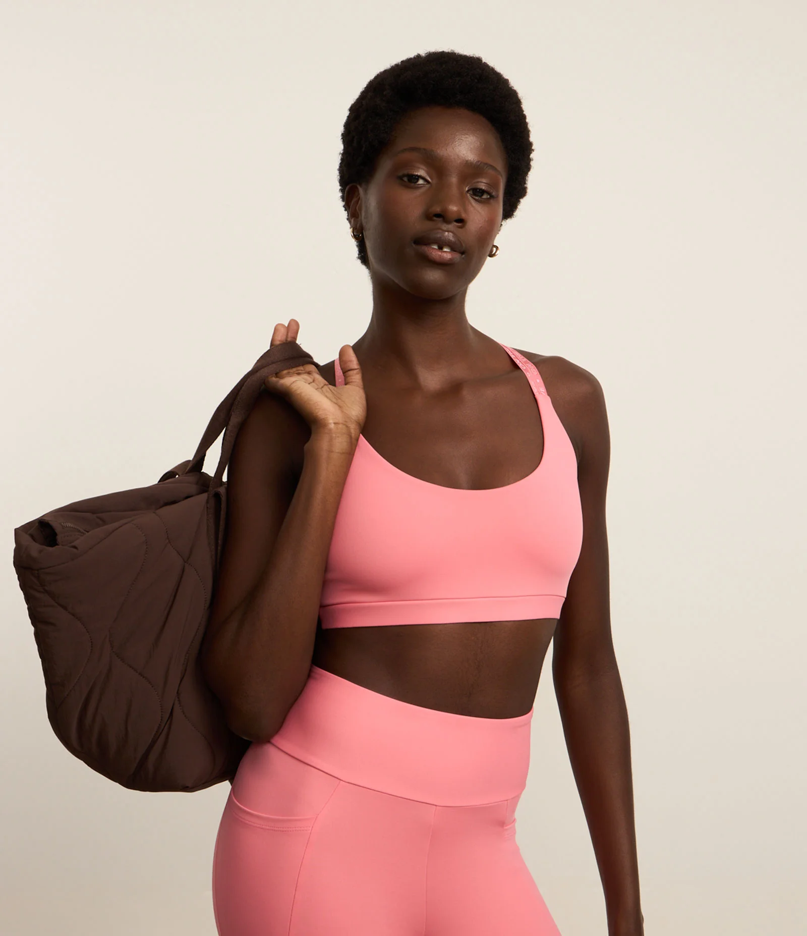 Top Bojo Esportivo em Microfibra com Tiras Elásticas Cruzadas nas Costas Rosa 2