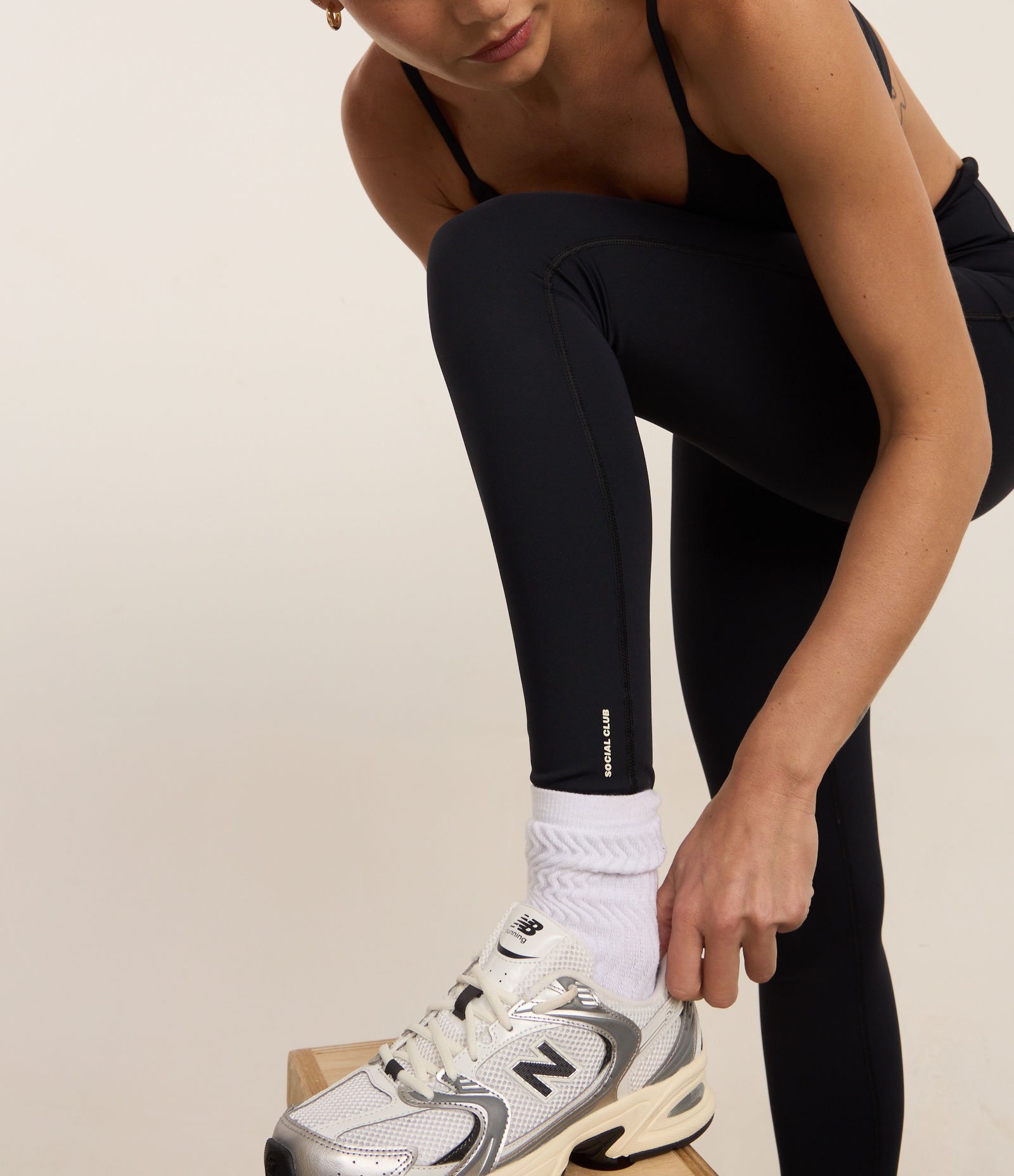 Calça Legging Esportiva com Cós Transpassado e sem Gancho Frontal Preto 3