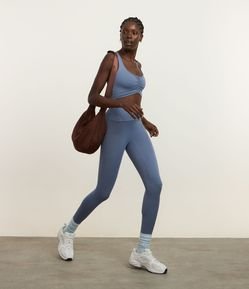 Calça Legging Esportiva sem Costura no Gancho e com Franzido Frontal