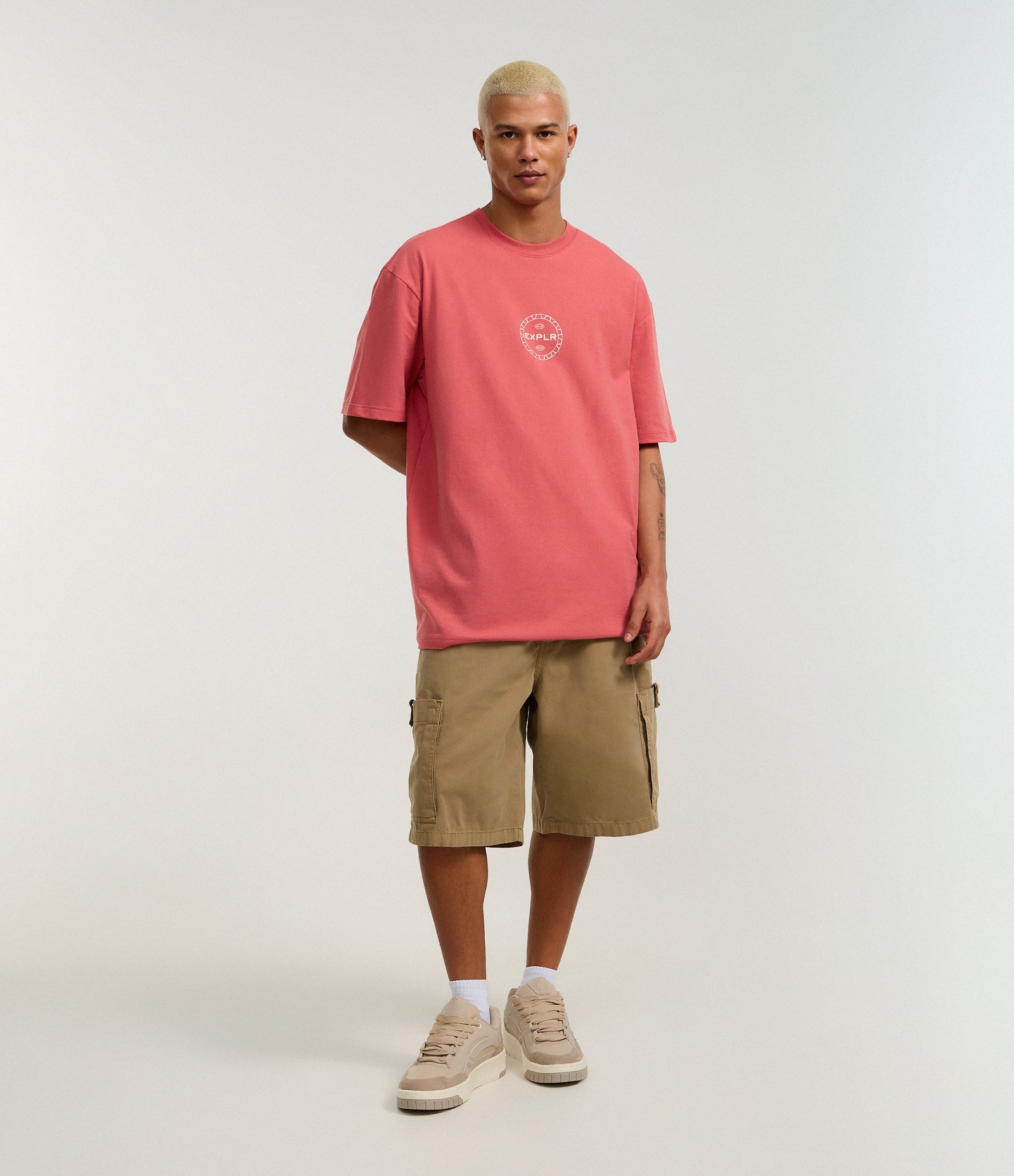 Camiseta Relaxed em Malhão com Estampa Lettering EXPLR Vermelho 2