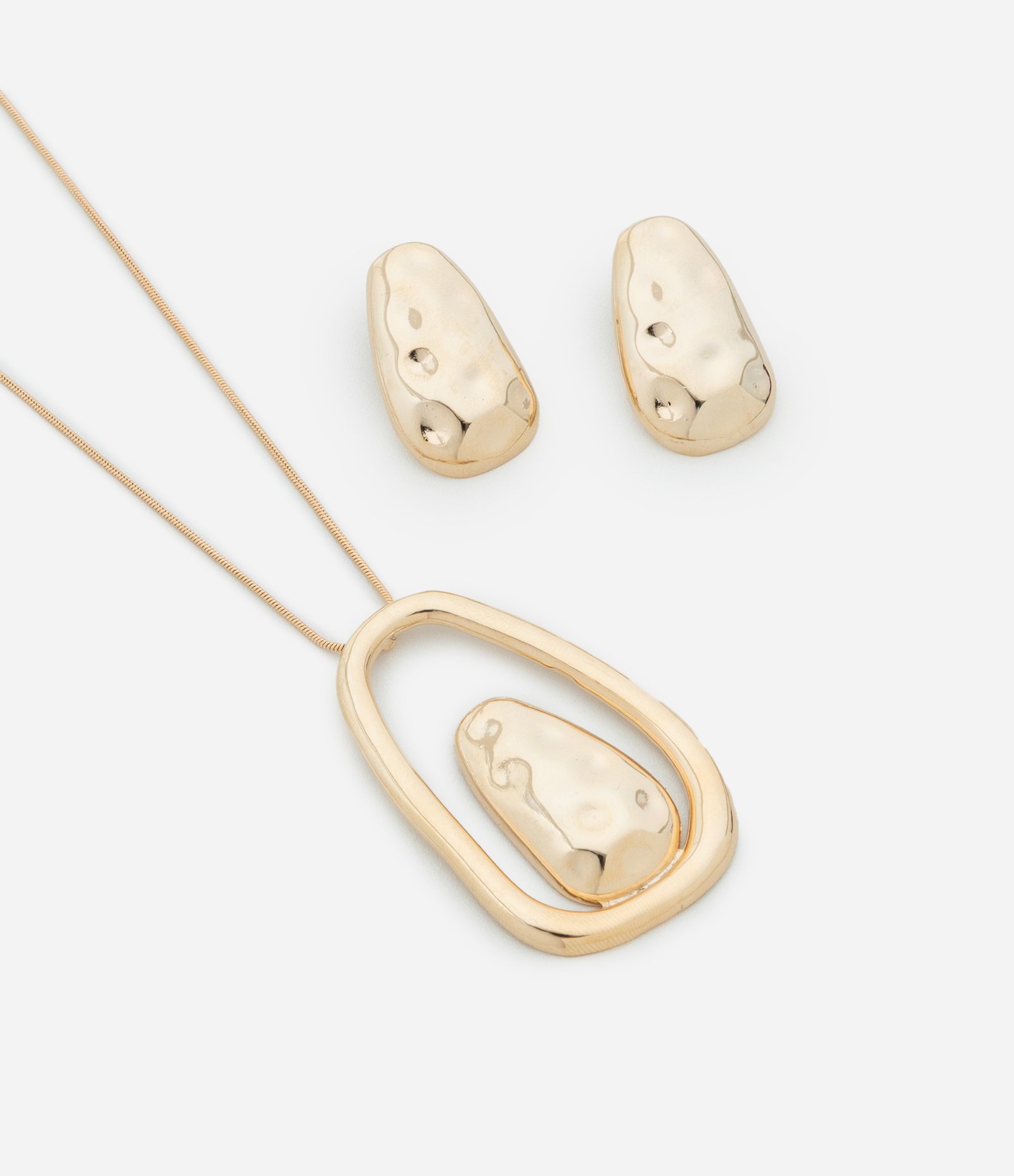 Conjunto de Colar e Brinco com Formato Orgânico Dourado 1