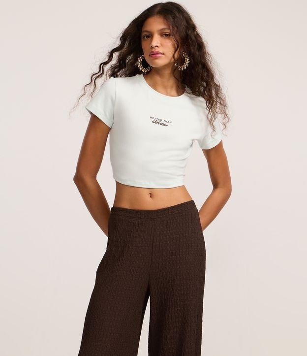 Calça Texturizada com Cós Elásticos