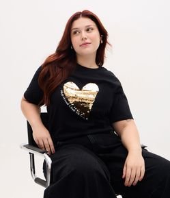 Camiseta em Algodão com Estampa de Coração em Paetê Curve & Plus Size