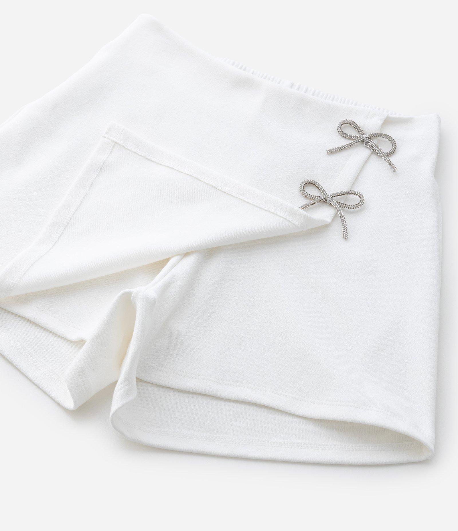 Short Saia Suedine Infantil com Aplicação de Laços em Strass - Tam 7 a 14 Anos Branco 6