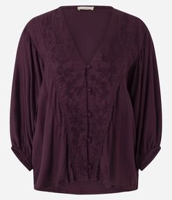 Blusa em Viscose com Abotoamento Frontal e Texturas