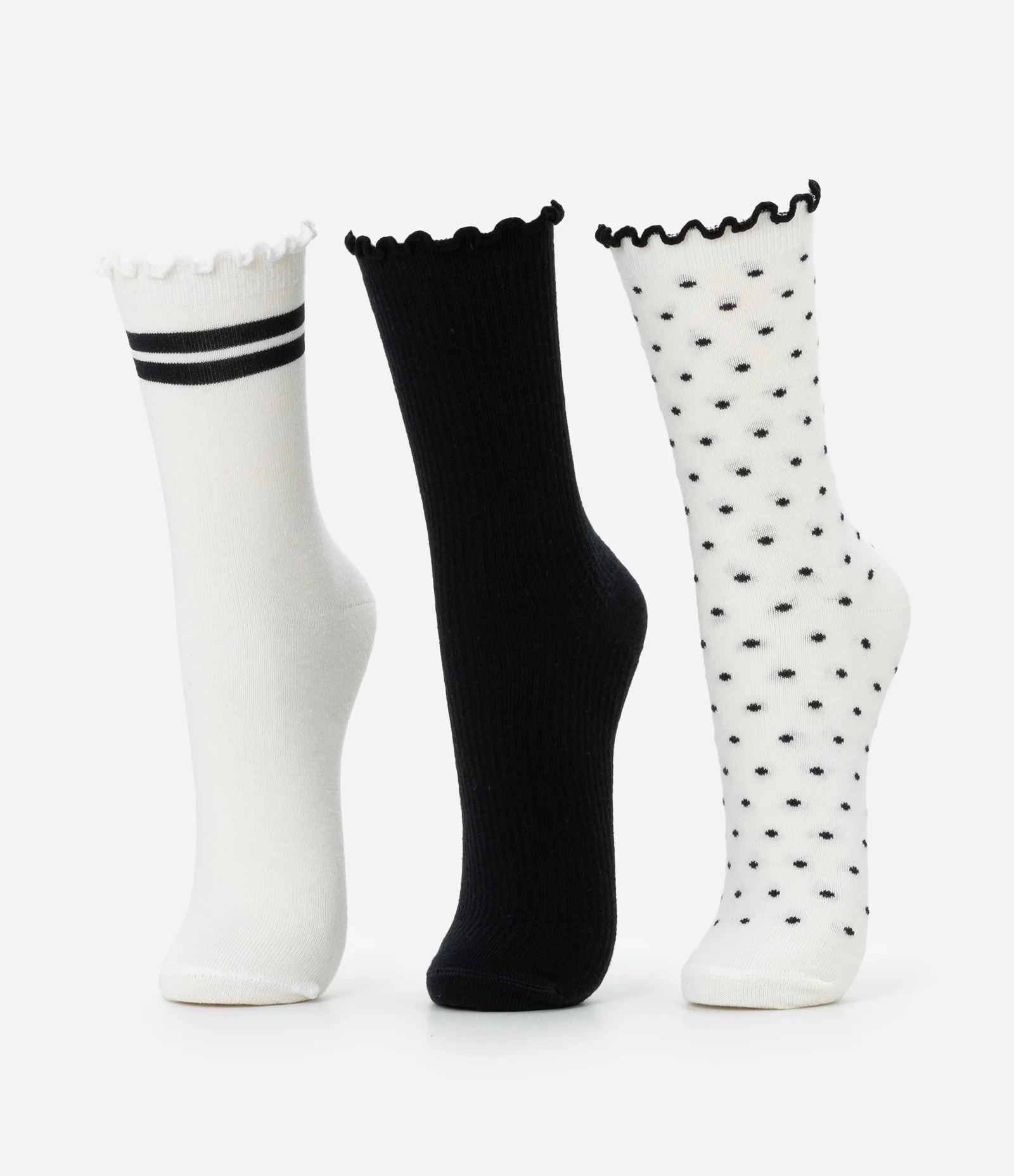 Kit 03 Meias Cano Médio em Algodão com Acabamento Picueta Branco/Preto 1