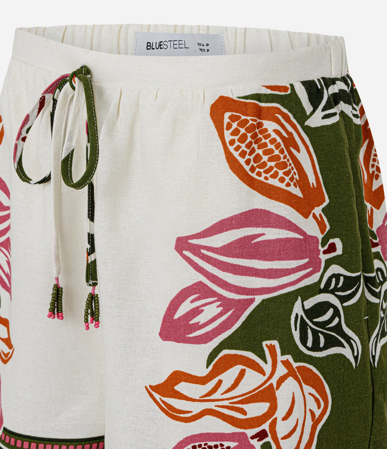 Short Evasê em Viscolinho com Estampa Tropical e Amarração Off White 4