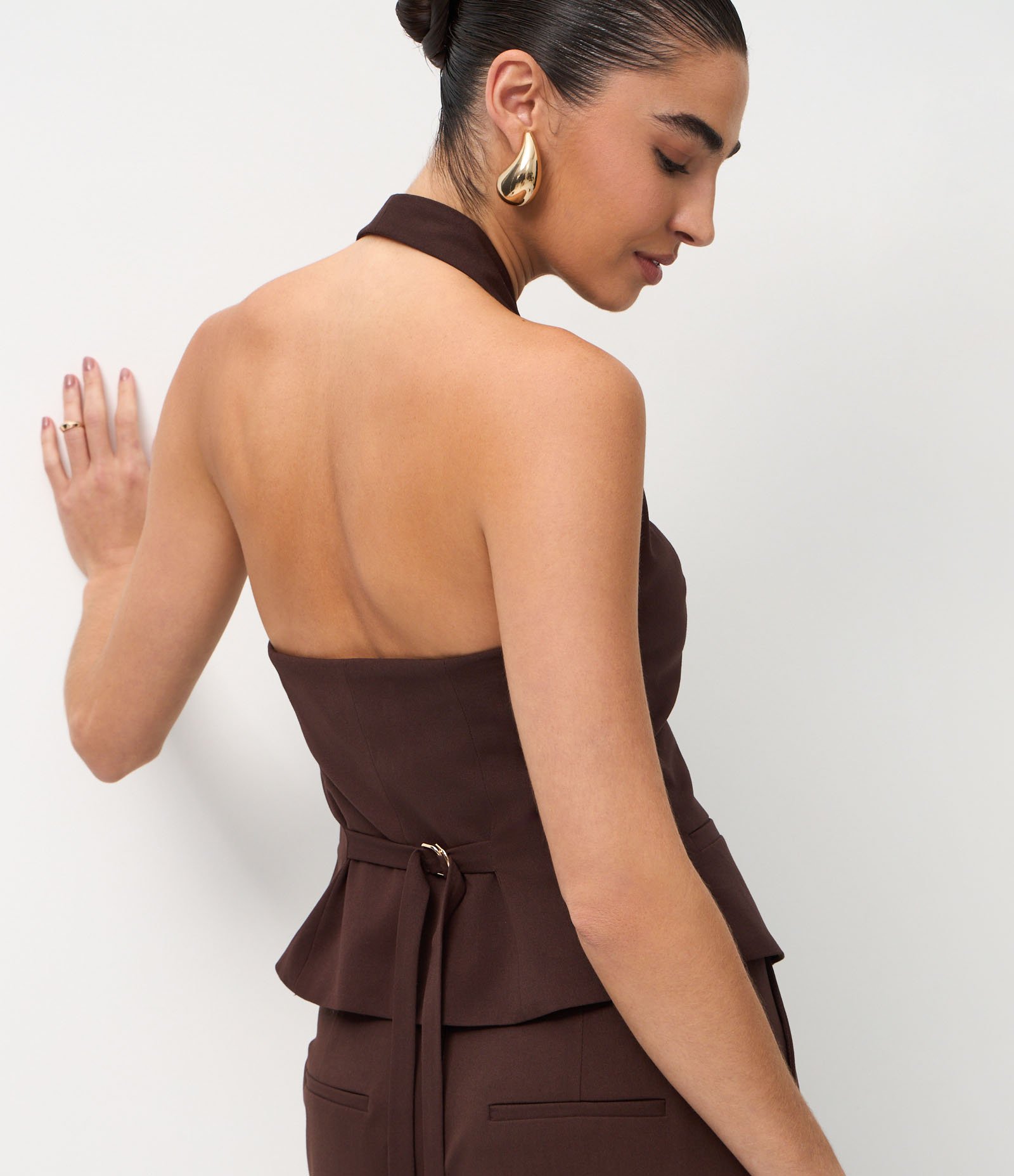 Colete Alfaiatado com Frente Única Marrom 3