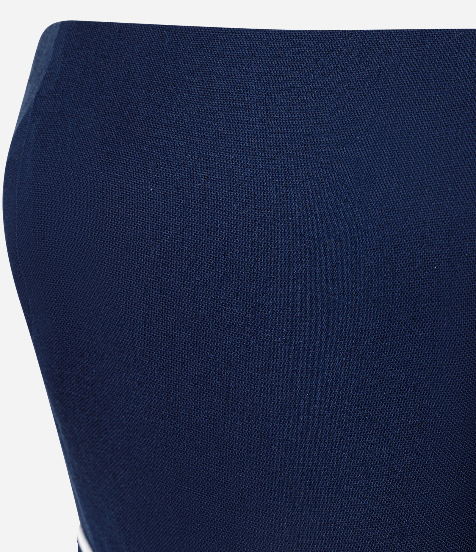 Macacão em Viscolinho com Viés Contrastante na Amarração Azul Marinho 2