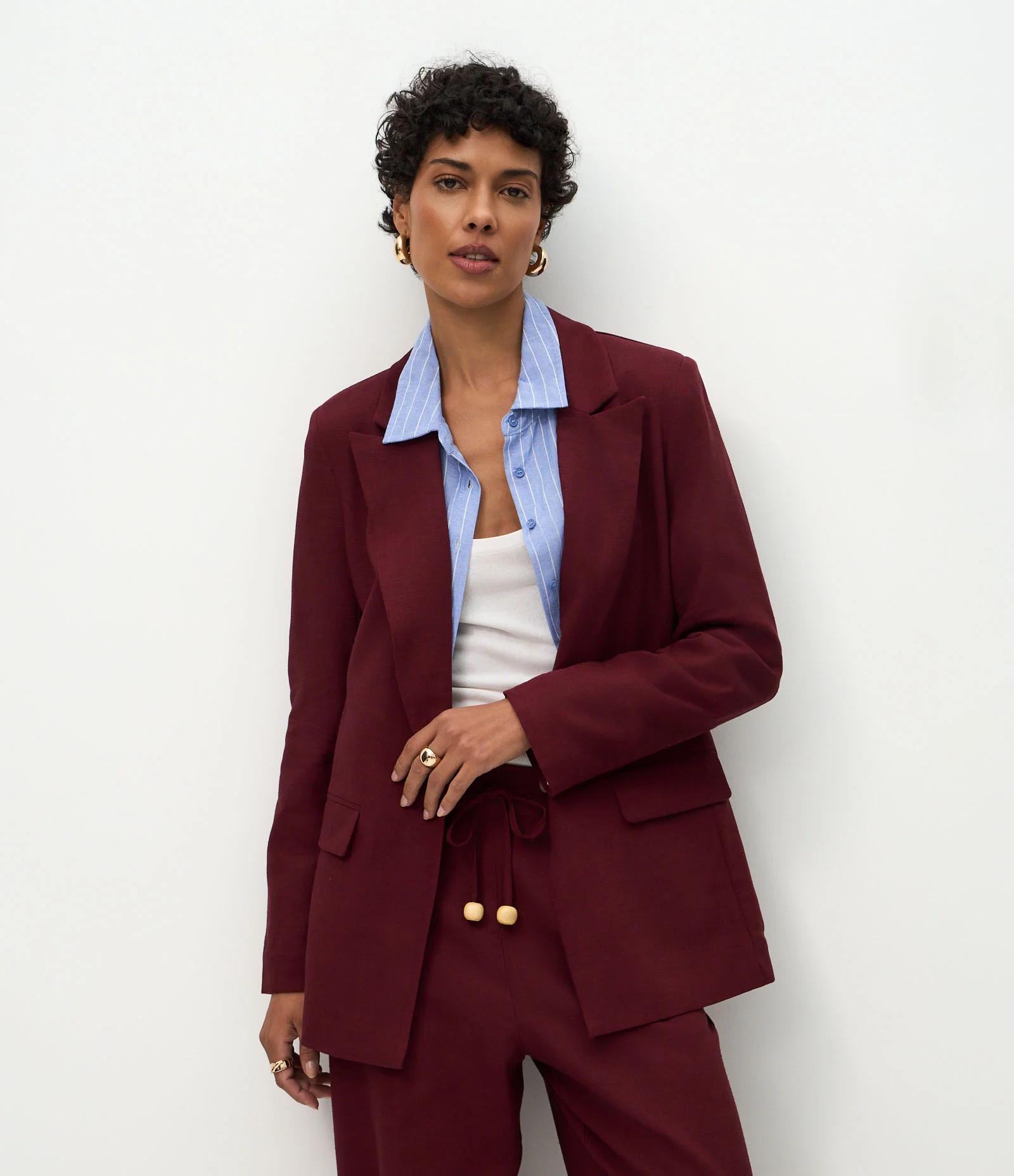 Blazer em Viscolinho com Lapelas e Botão Único Vinho 2