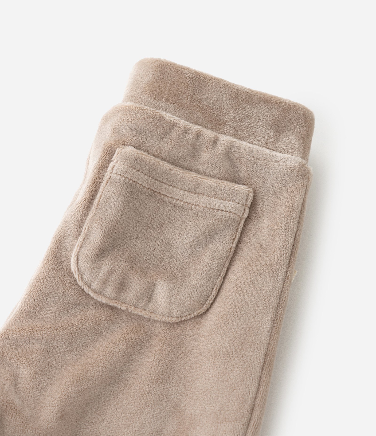 Conjunto Infantil em Plush com Jaqueta Bordada e Calça – Tam 0 a 18 Meses Bege 9