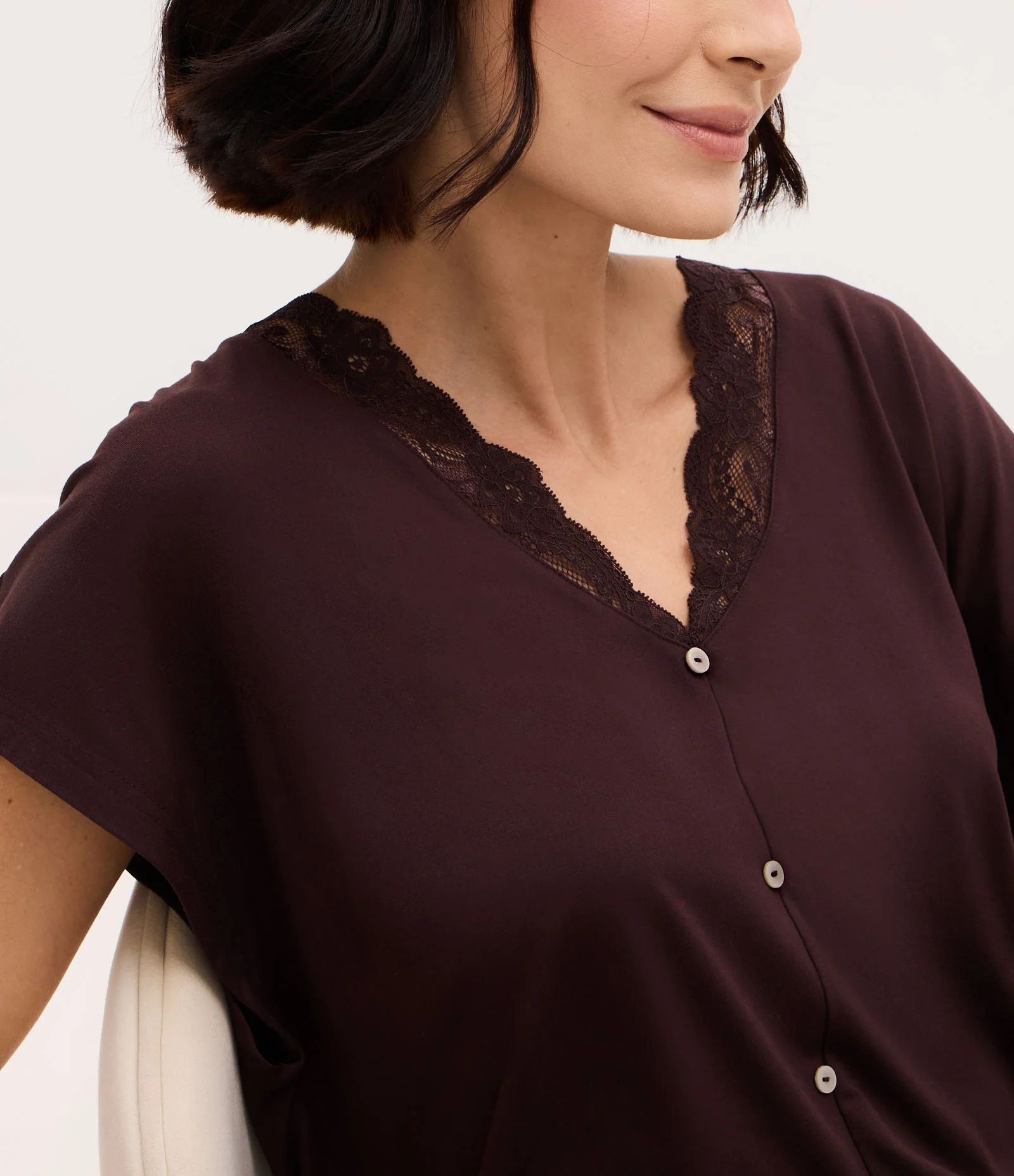 Pijama Capri Peach Touch com Renda Aplicada Marrom 2