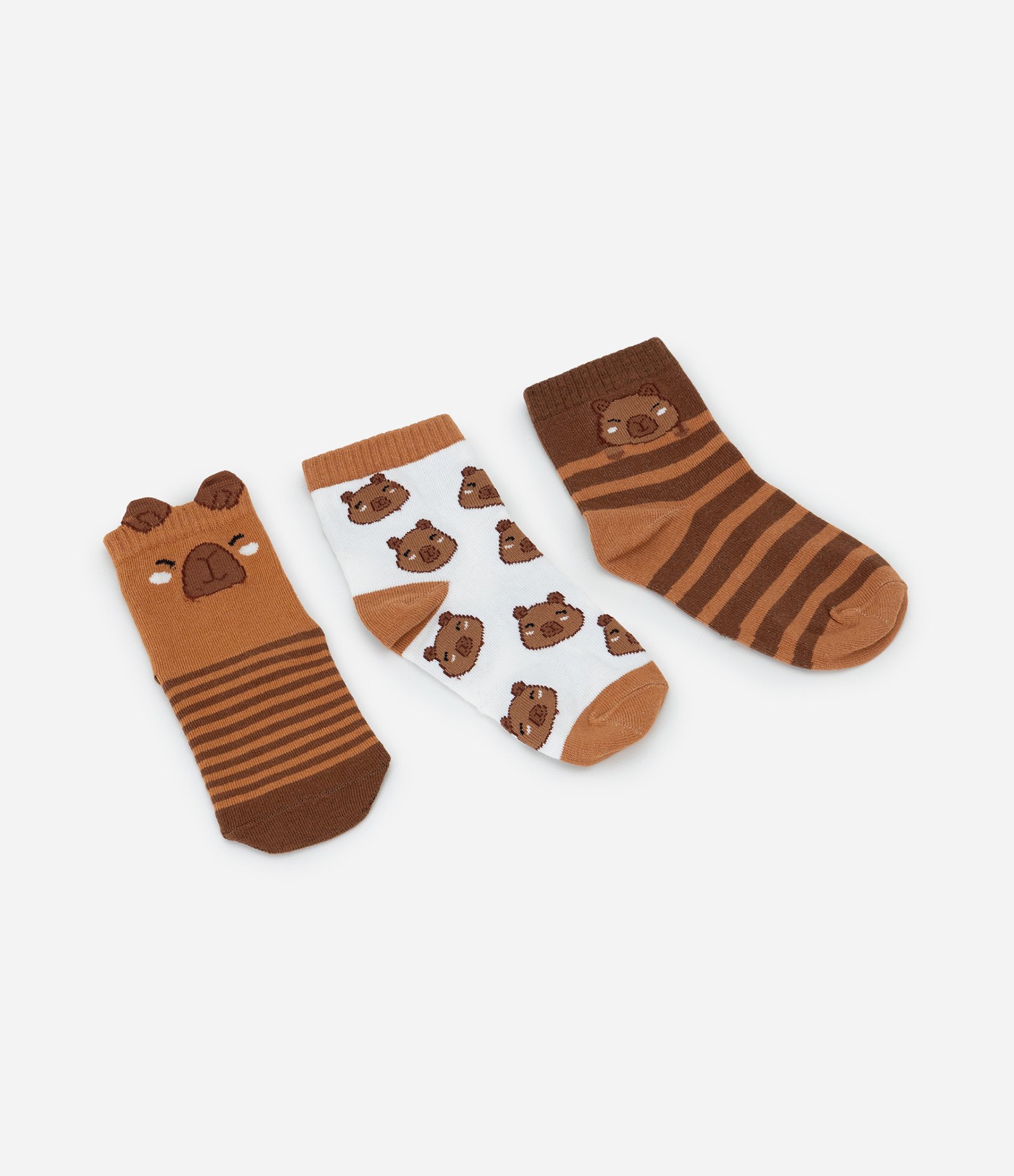Kit 03 Meias Infantis Cano Médio com Capivara 3D – Tam 19 a 34 Marrom 1