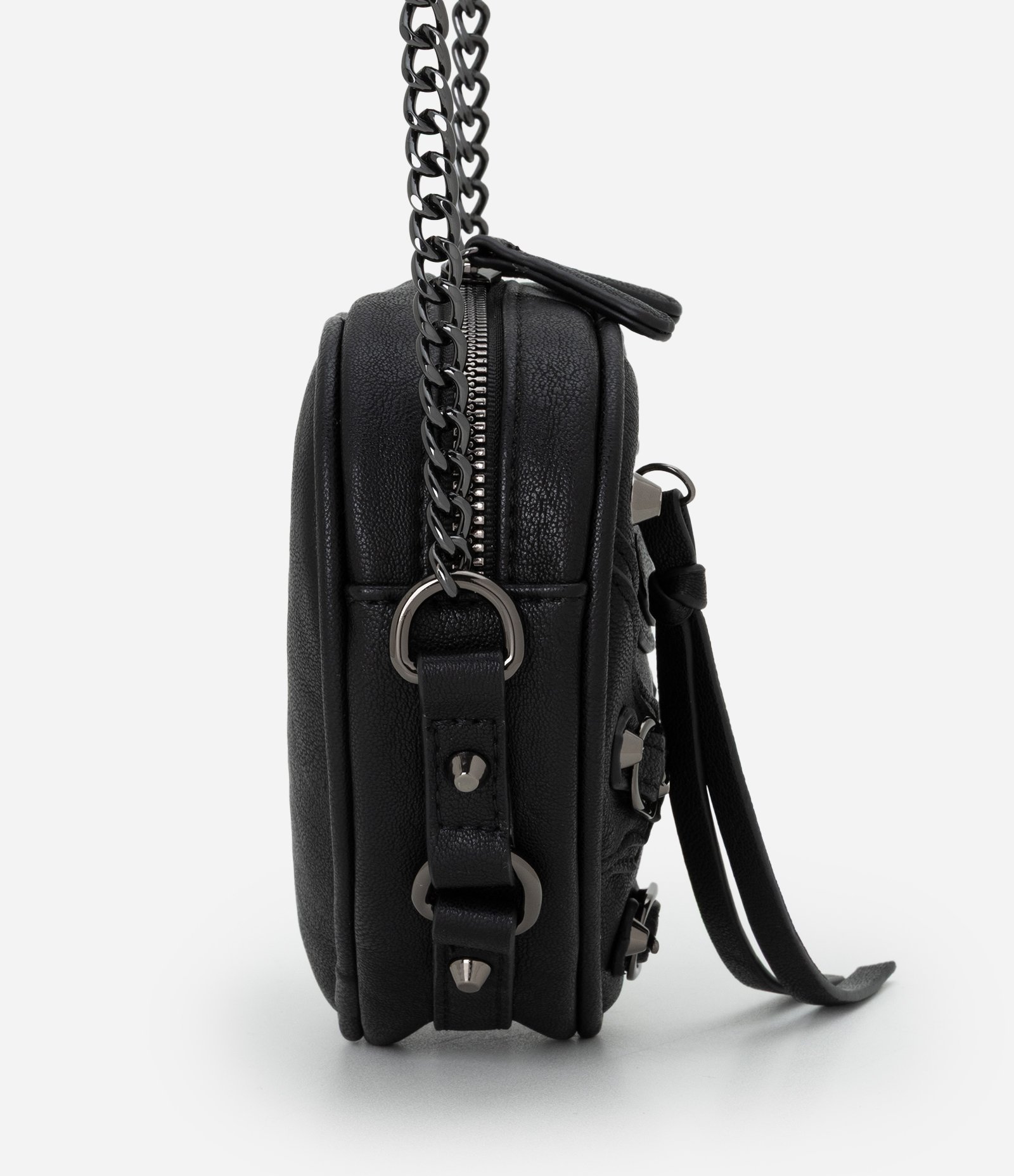 Bolsa Transversal Pequena em Formato de Coração com Detalhes nas Fivelas e Corrente Preto 2