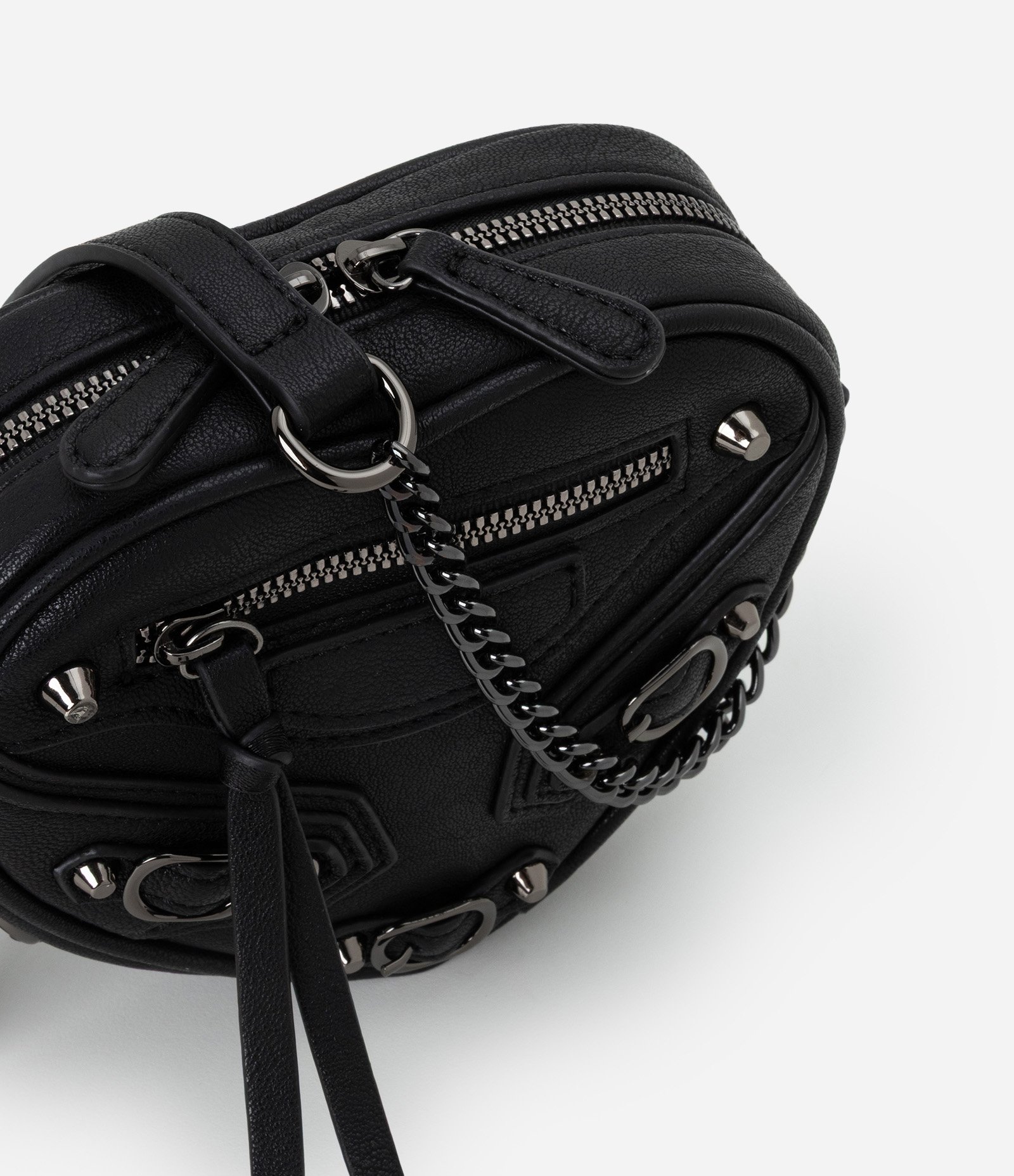 Bolsa Transversal Pequena em Formato de Coração com Detalhes nas Fivelas e Corrente Preto 6