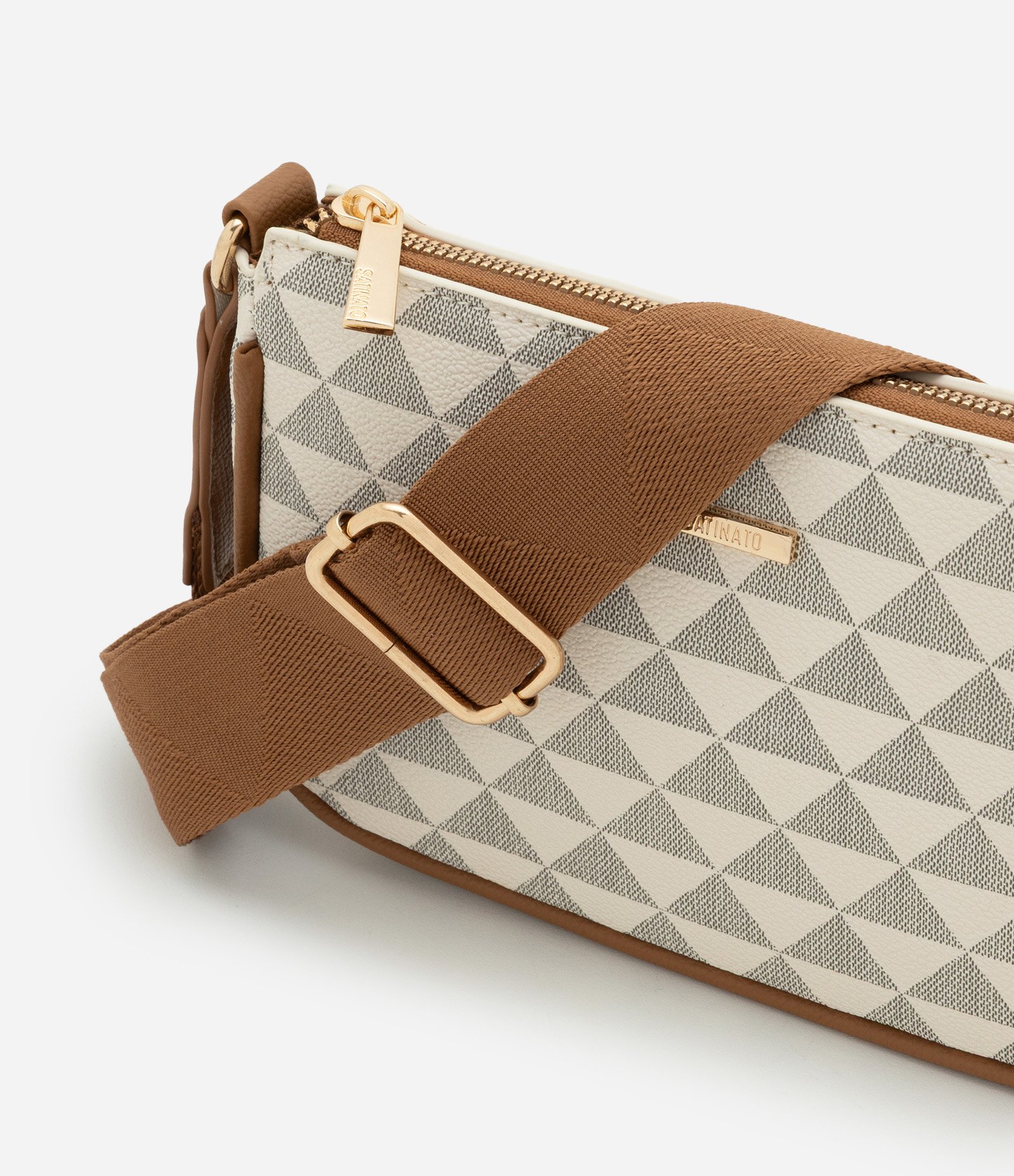 Bolsa Transversal Pequena com Alça Longa e Estampa Triângulos Multicores 5