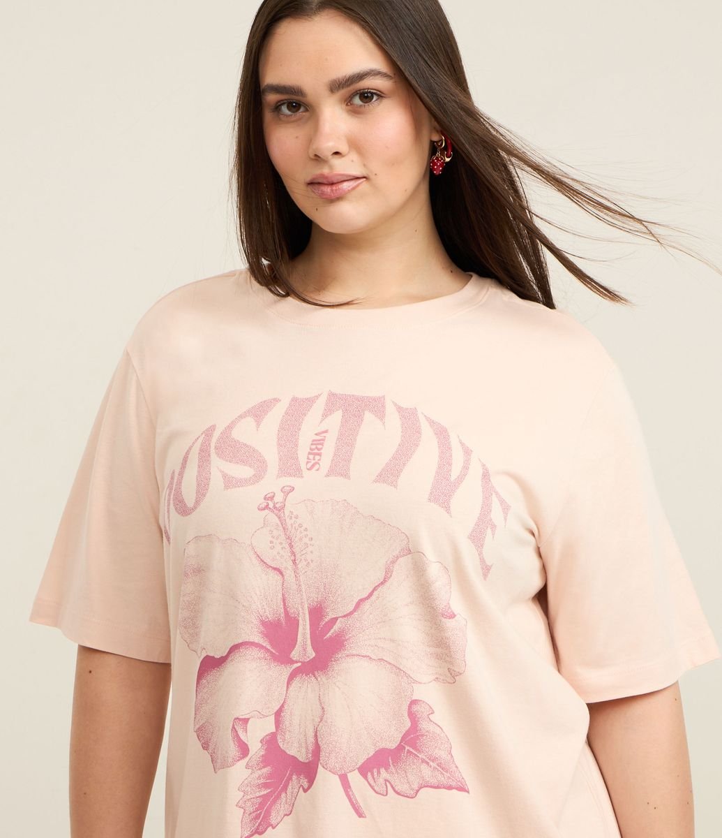 Camiseta em Algodão com Estampa Flor Hibisco Curve & Plus Size Rosa
