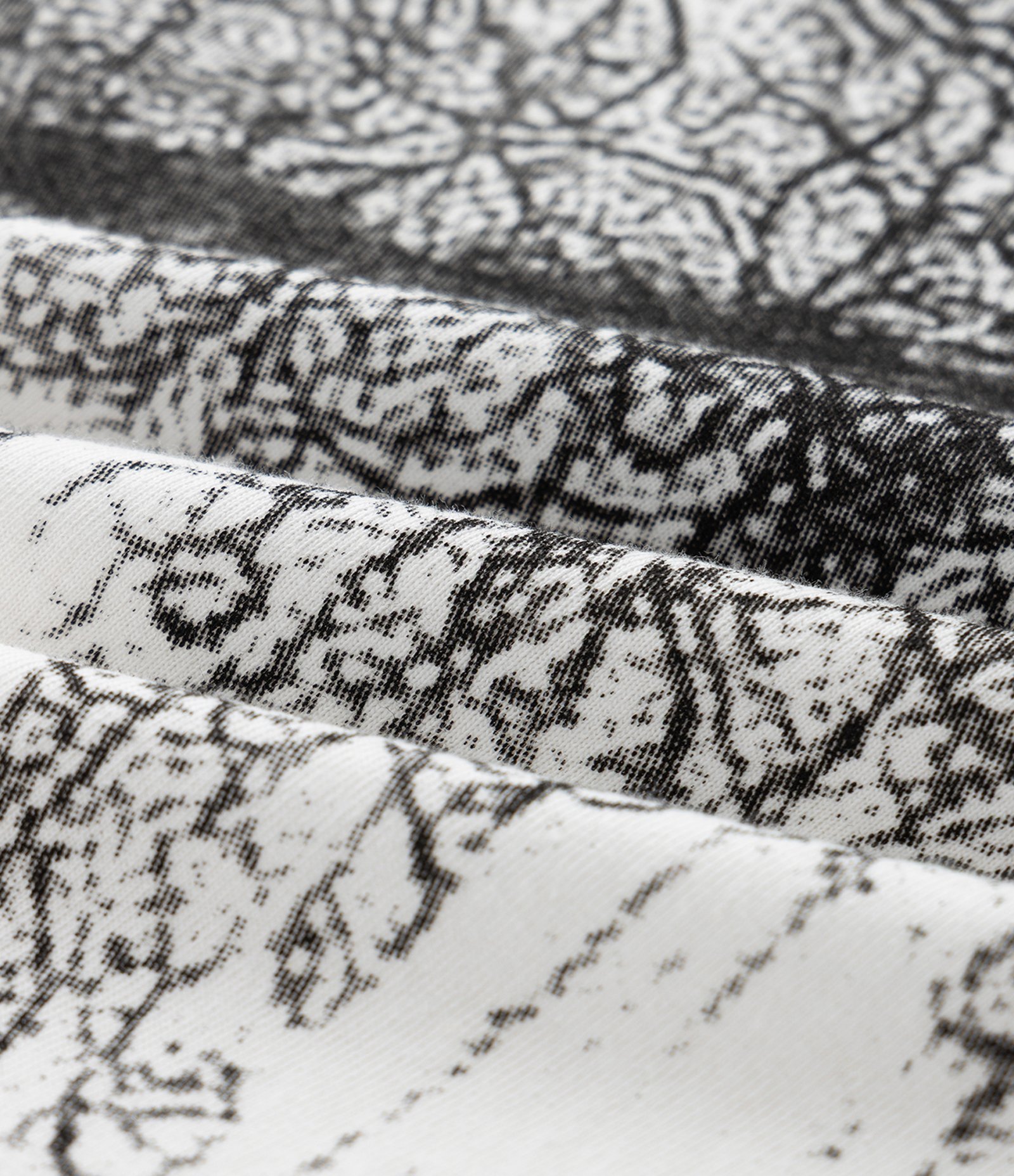 Camiseta Manga Curta em Algodão com Silk Lingerie Curve & Plus Size Branco 3