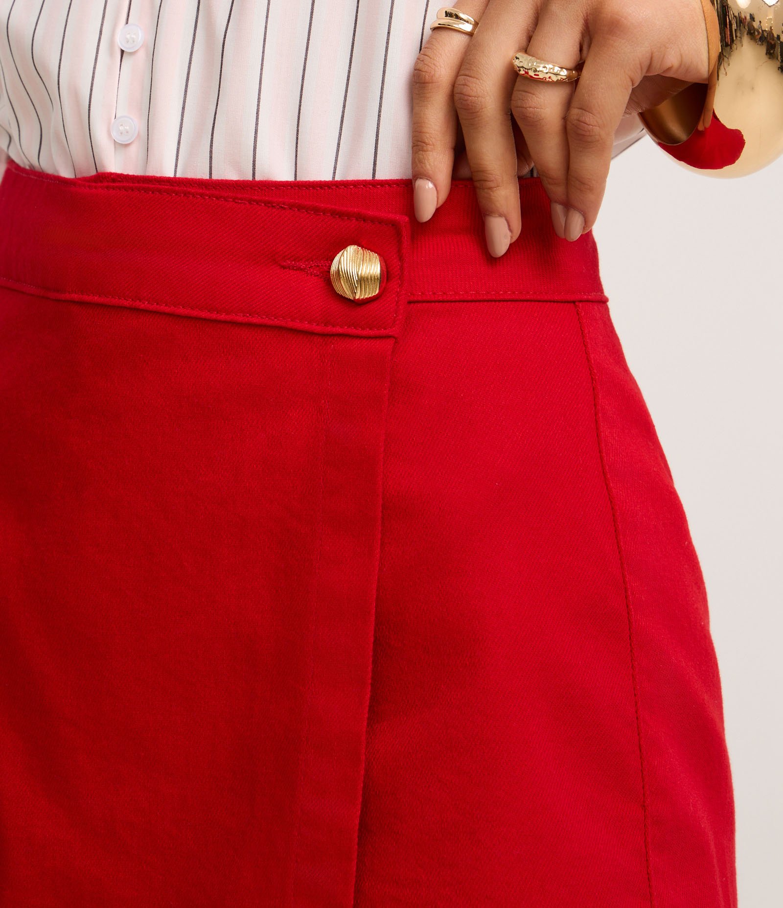 Short Saia em Sarja com Transpasse Envelope Vermelho 4