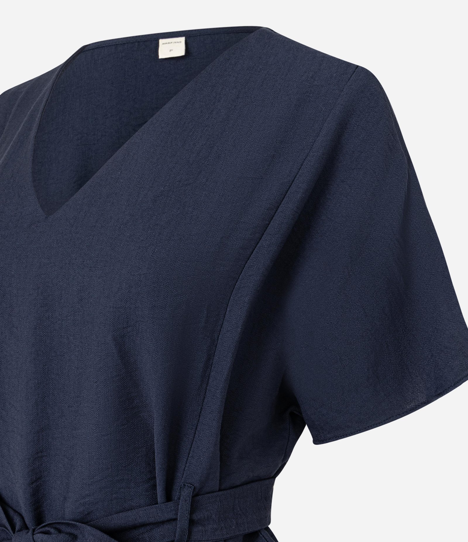 Blusa em Crepe com Decote V e Amarração na Cintura Azul Marinho 6