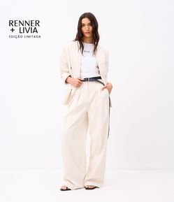 Calça Alfaiatada Cintura Alta em Algodão com Risca de Giz