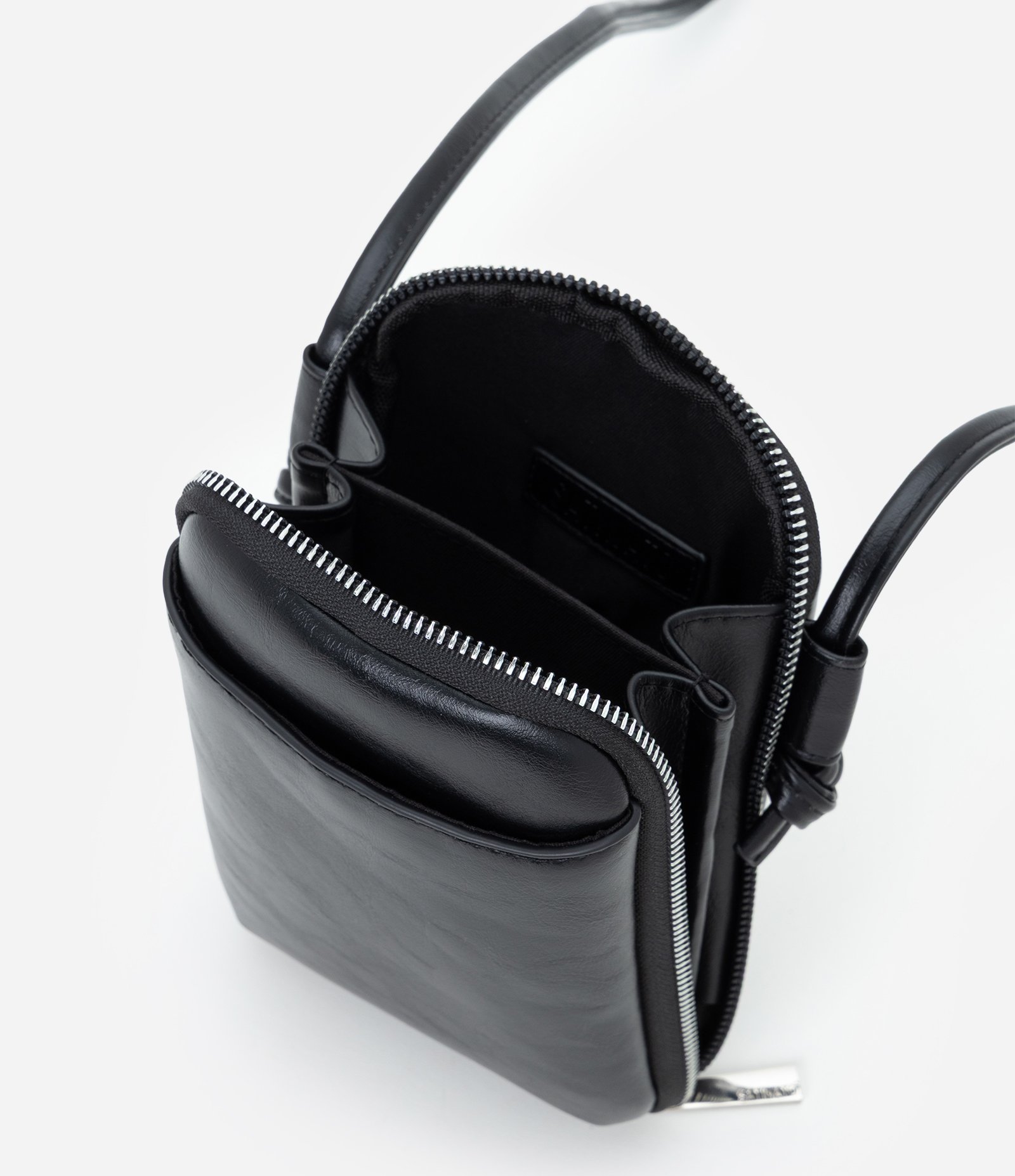 Bolsa Porta Celular Pequeno com Alça e Bolso Frontal Preto 5