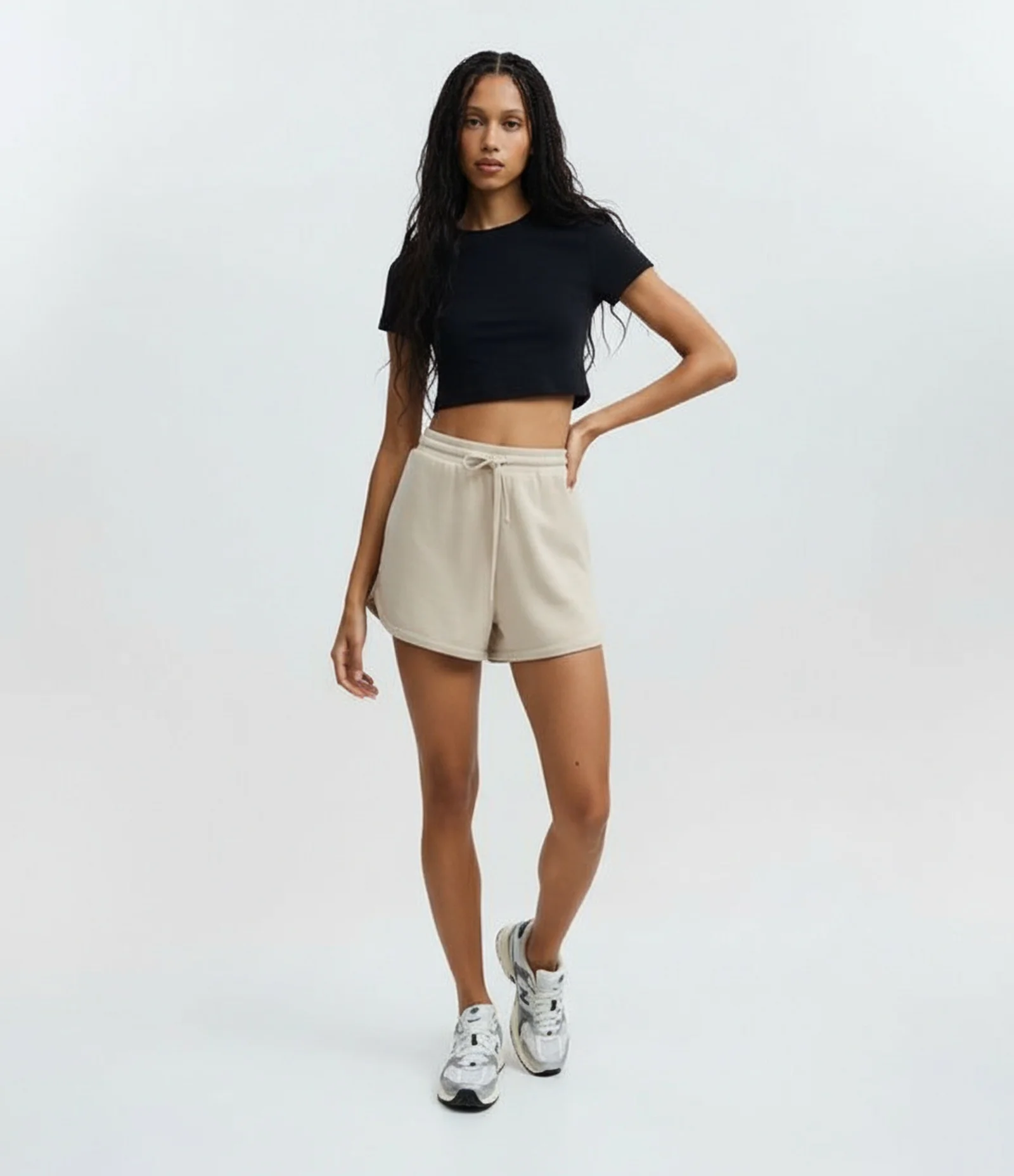 Short Básico em Microfibra com Bolsos Bege 1