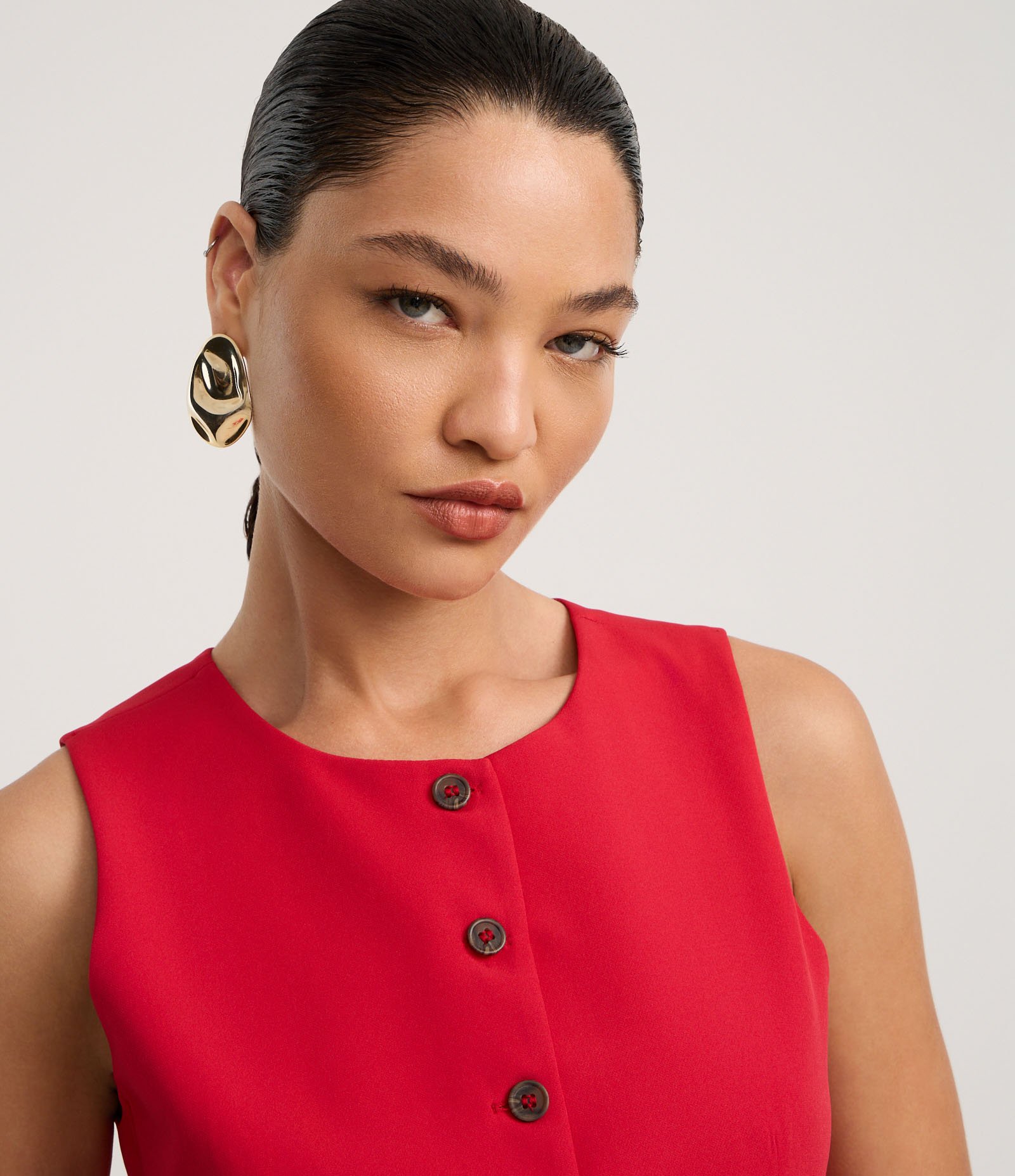 Colete Alfaiatado com Abotoamento e Lapelas Vermelho 3