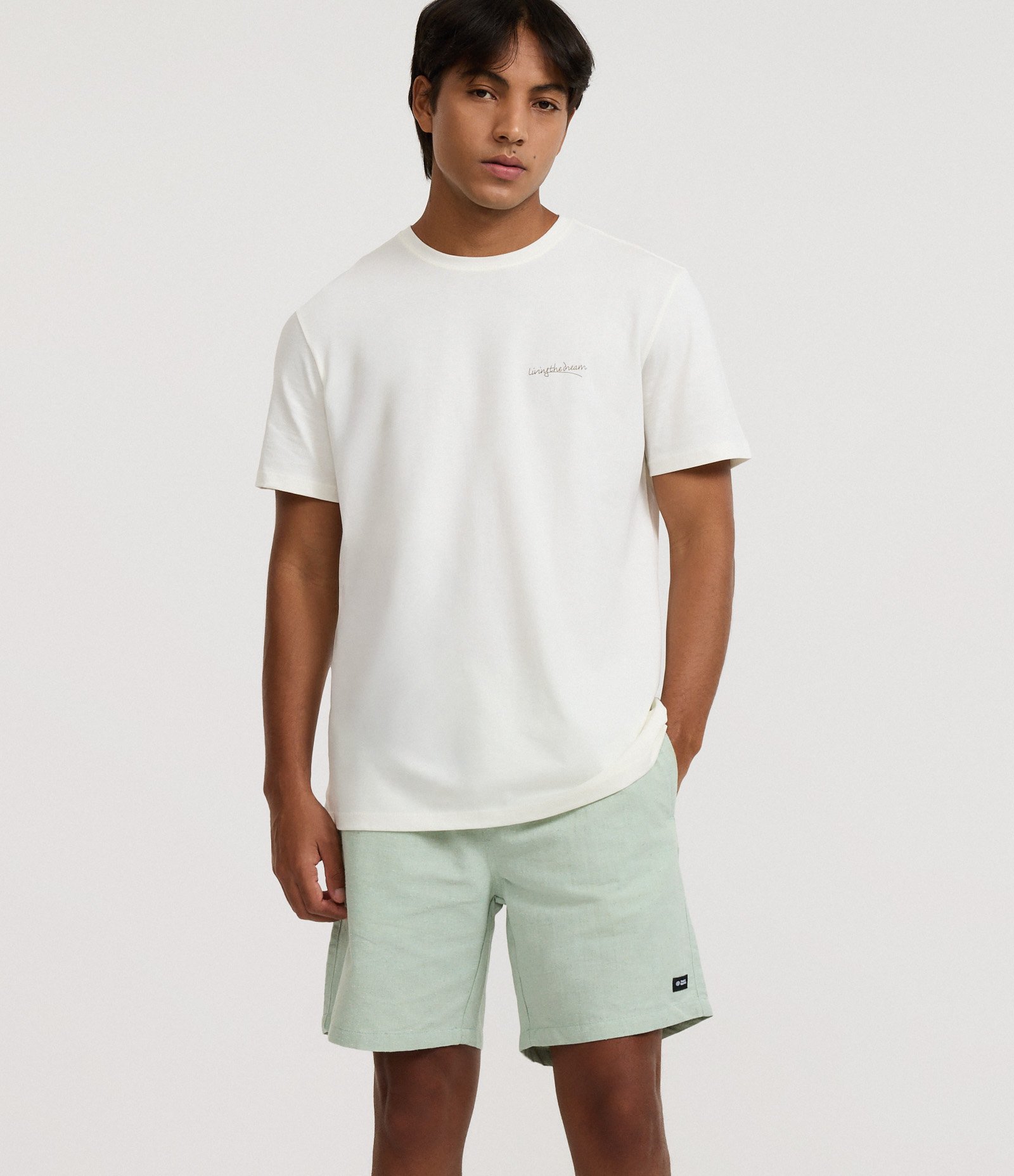 Bermuda em Algodão com Cós Elástico e Etiqueta Aplicada Verde 3