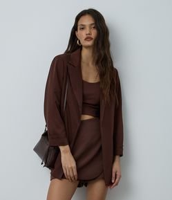 Blazer Alongado em Alfaiataria com Pregas no Punho